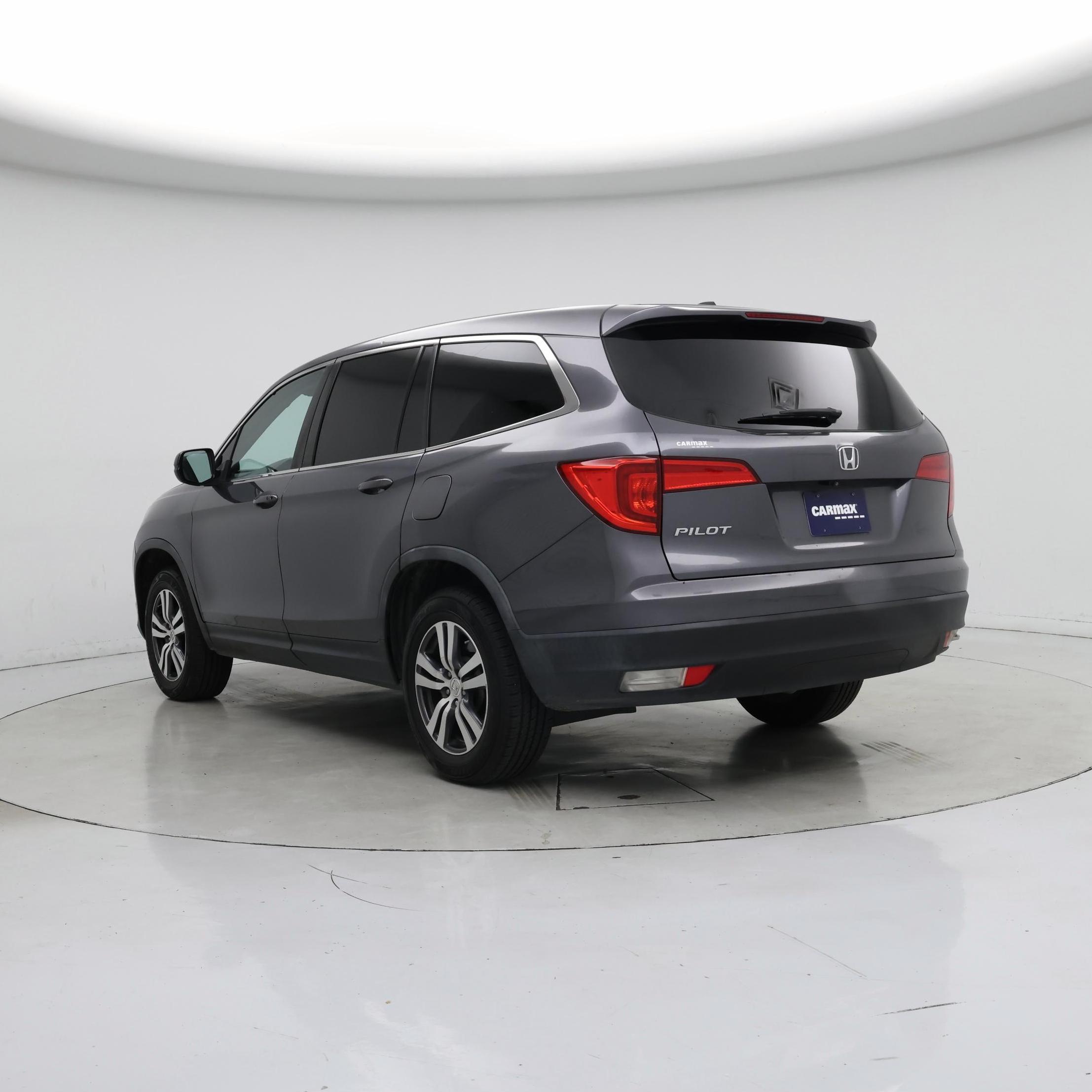 Thumbnail: 2018 Honda Pilot - 2