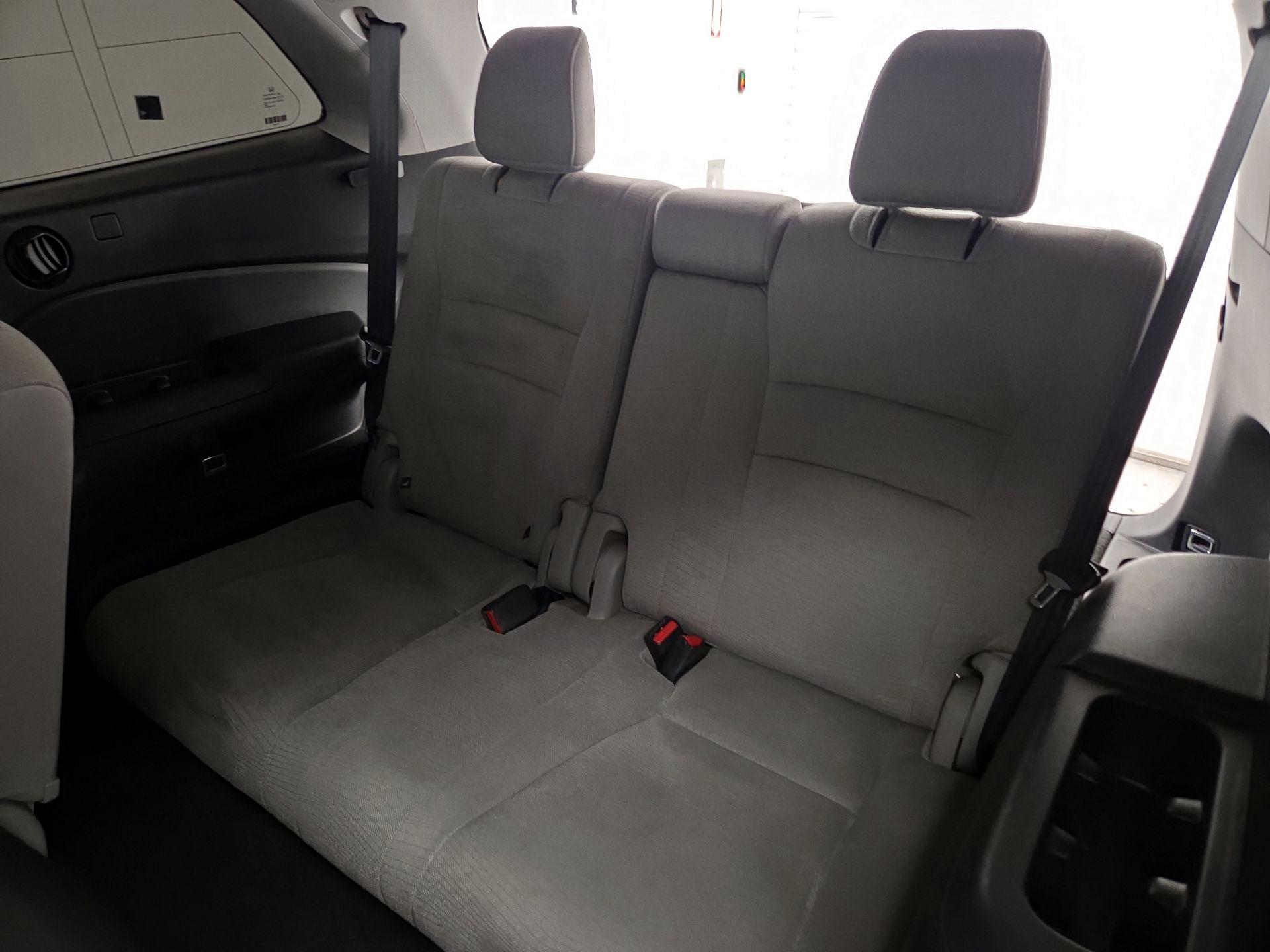 Thumbnail: 2018 Honda Pilot - 20