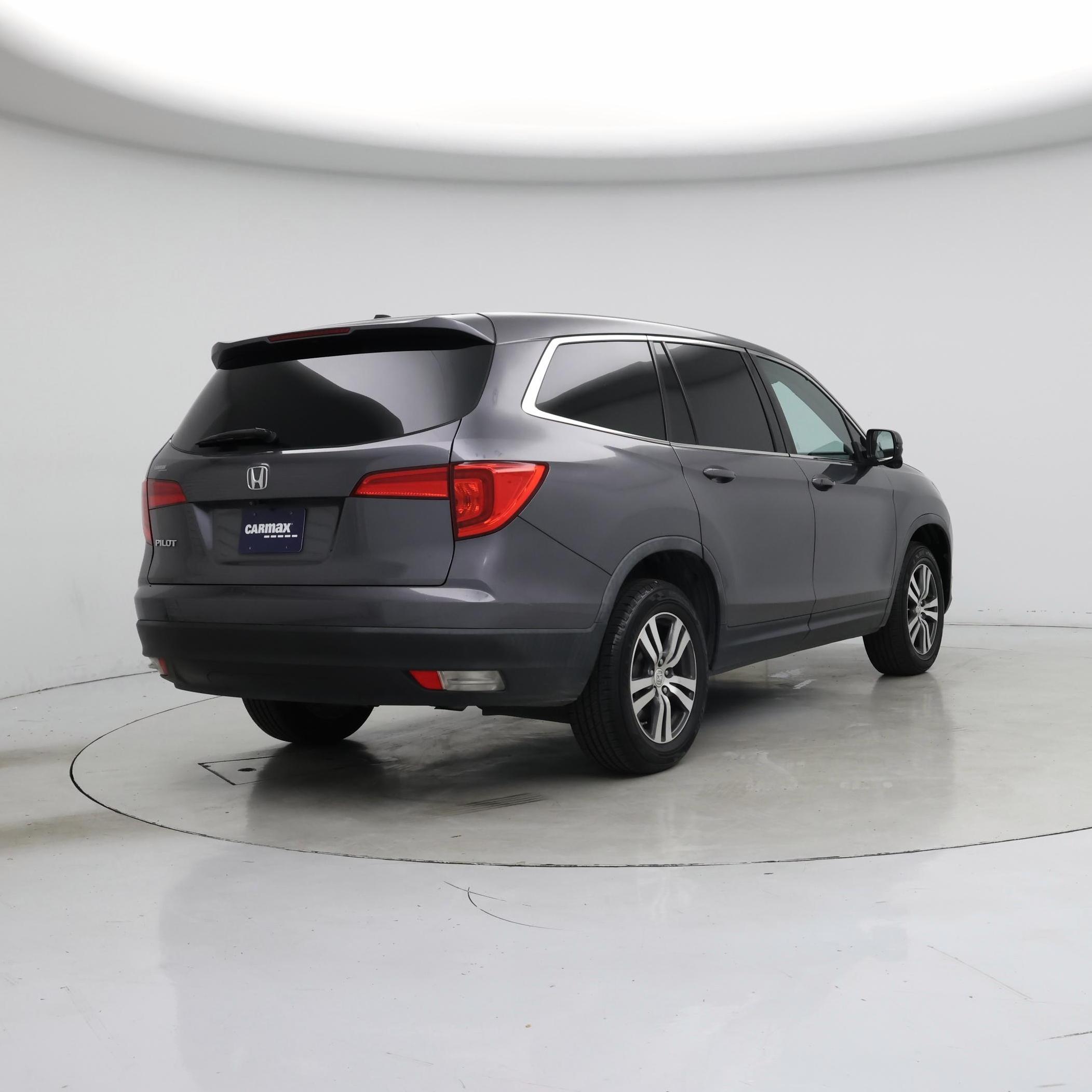 Thumbnail: 2018 Honda Pilot - 8