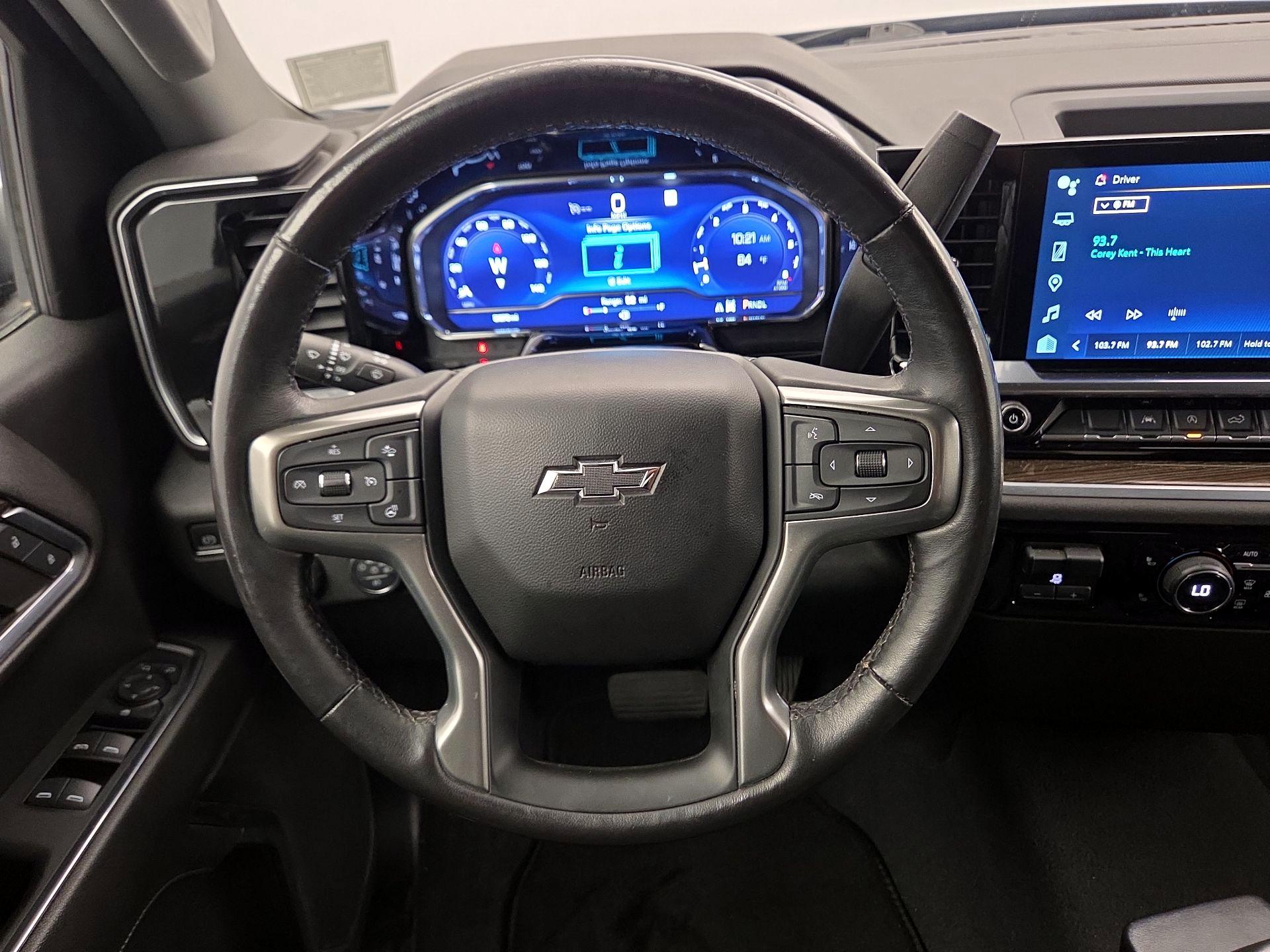 Thumbnail: 2022 Chevrolet Silverado 1500 - 10