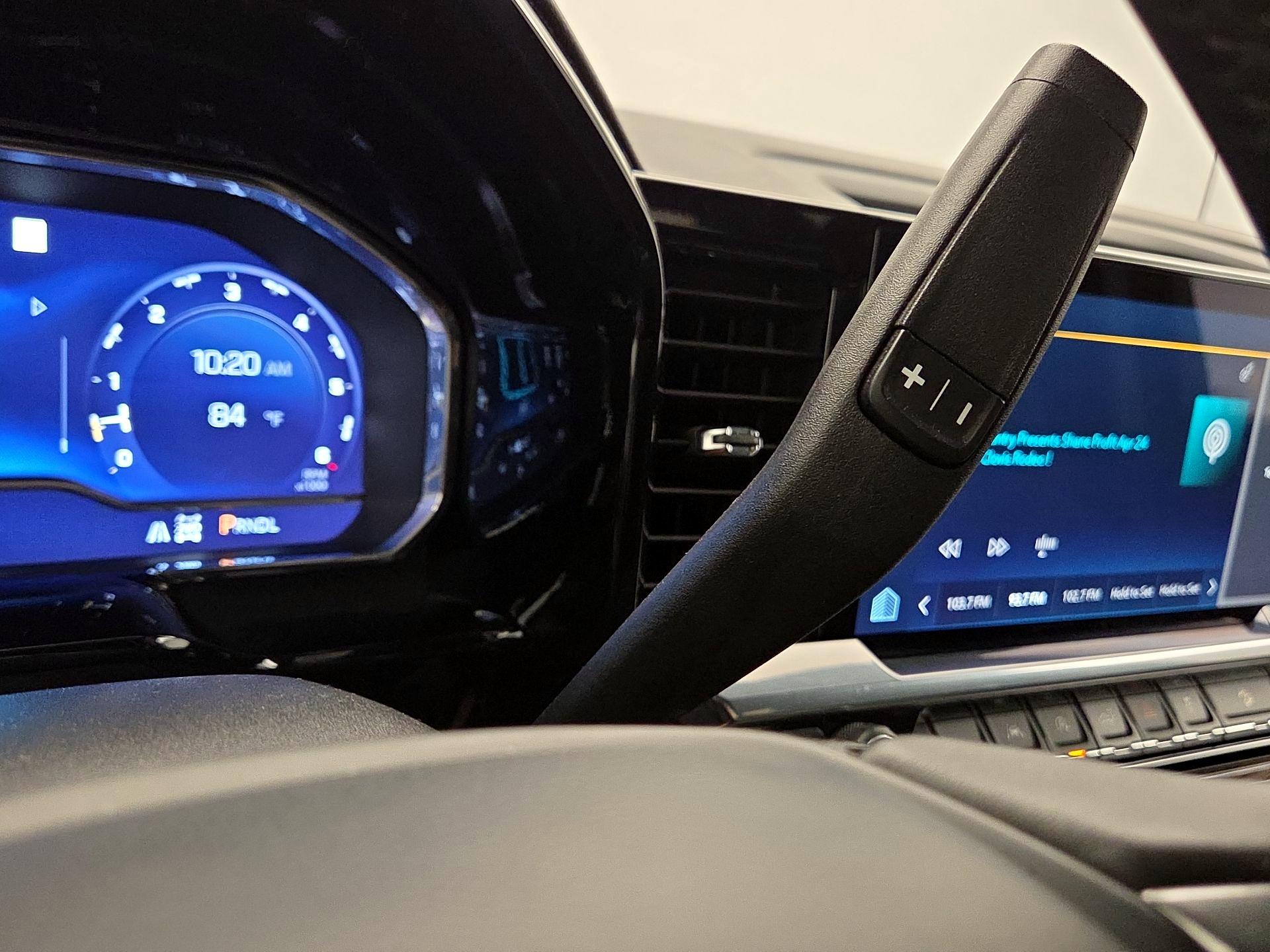 Thumbnail: 2022 Chevrolet Silverado 1500 - 17