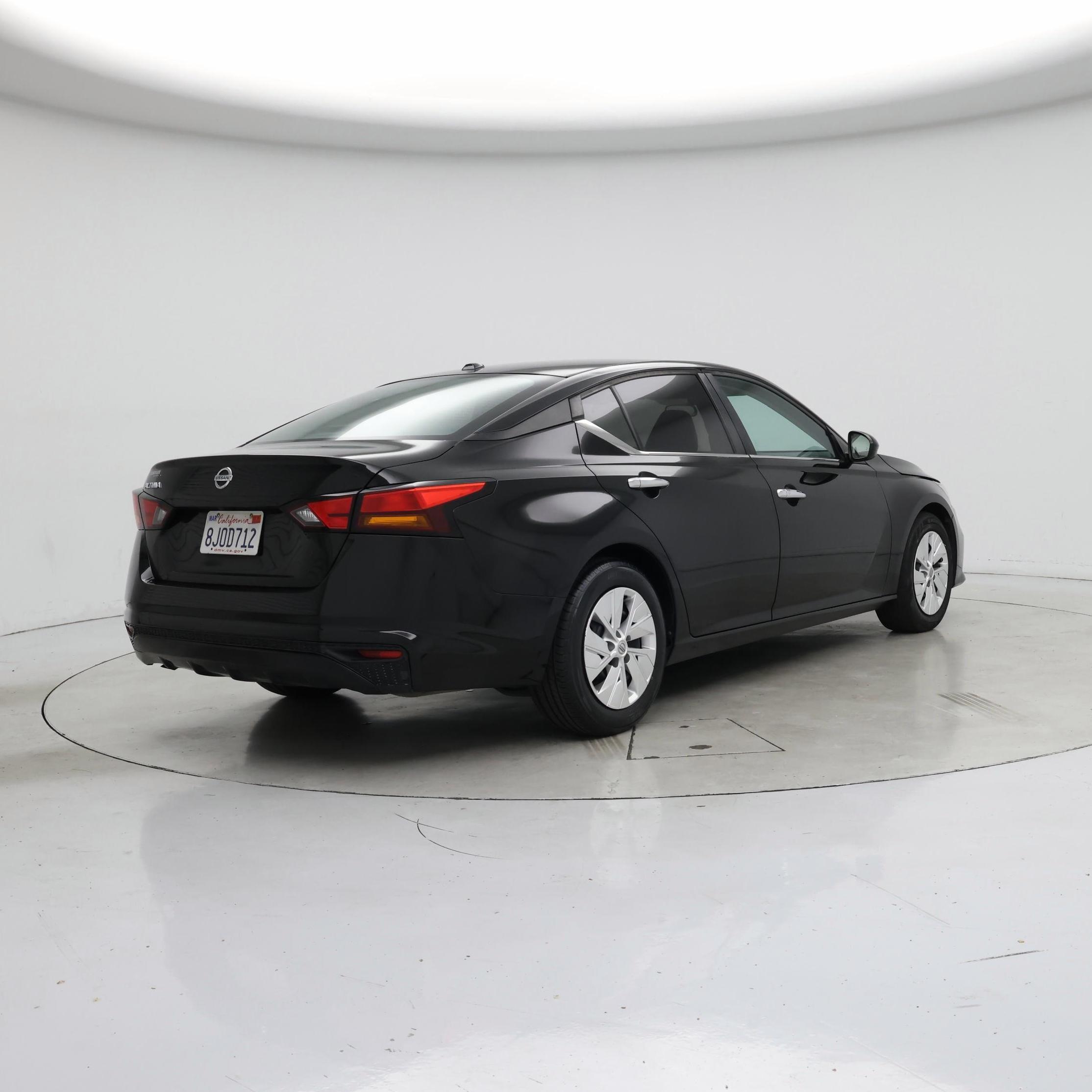 Thumbnail: 2019 Nissan Altima - 8