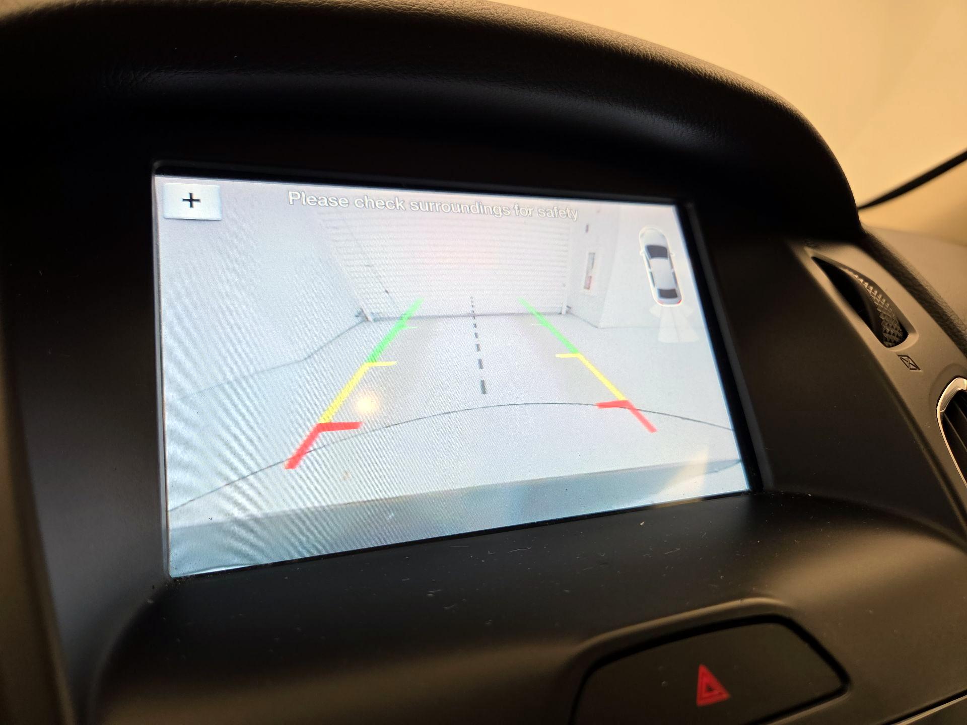 Thumbnail: 2016 Ford Focus - 14