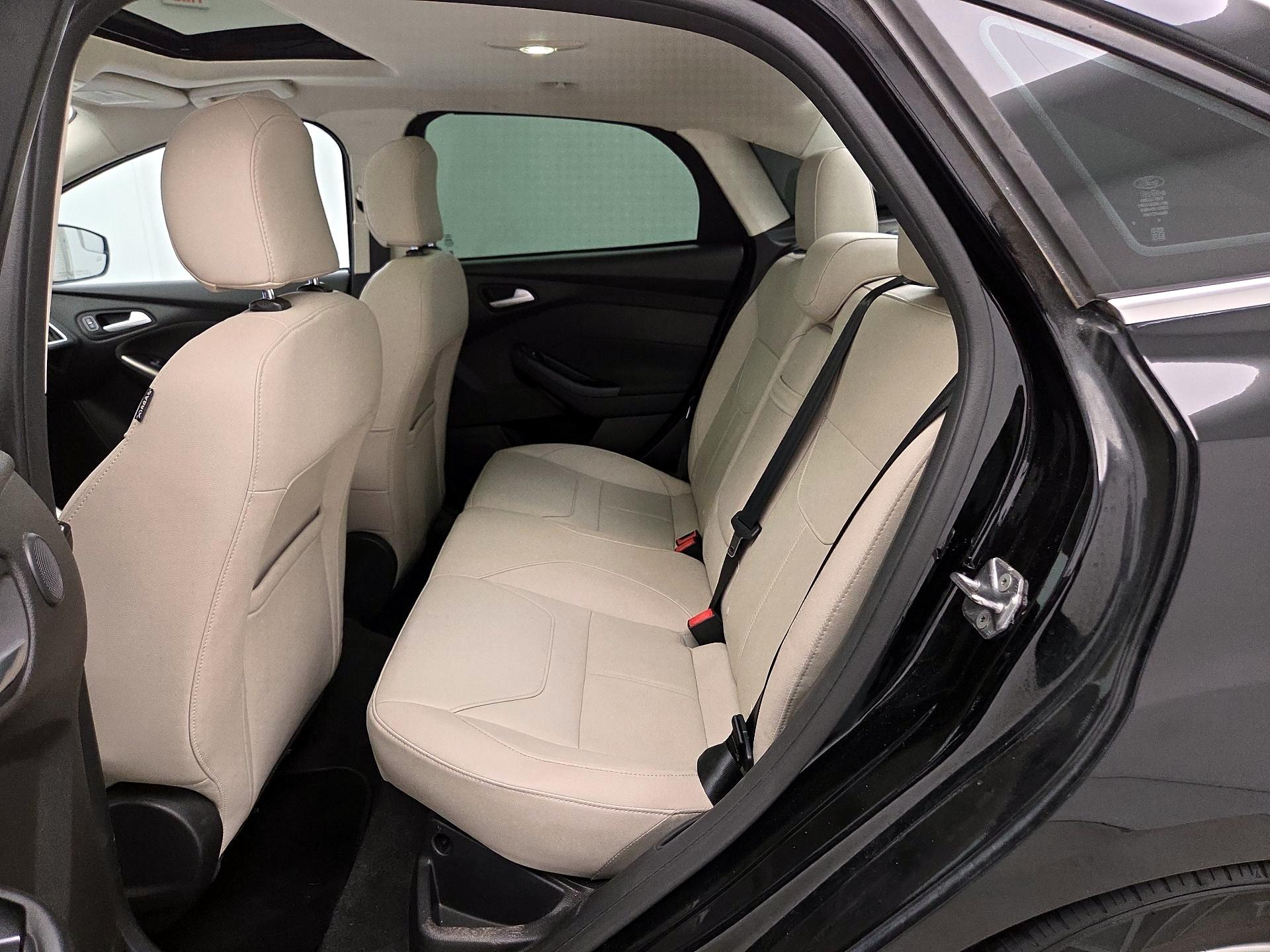 Thumbnail: 2016 Ford Focus - 20