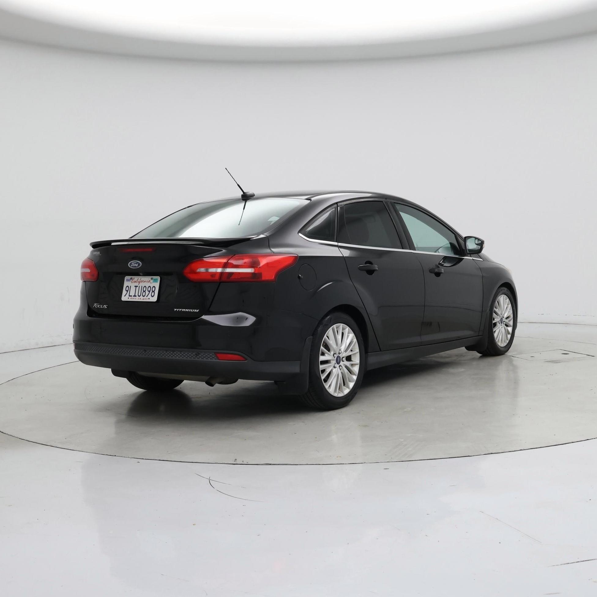 Thumbnail: 2016 Ford Focus - 8