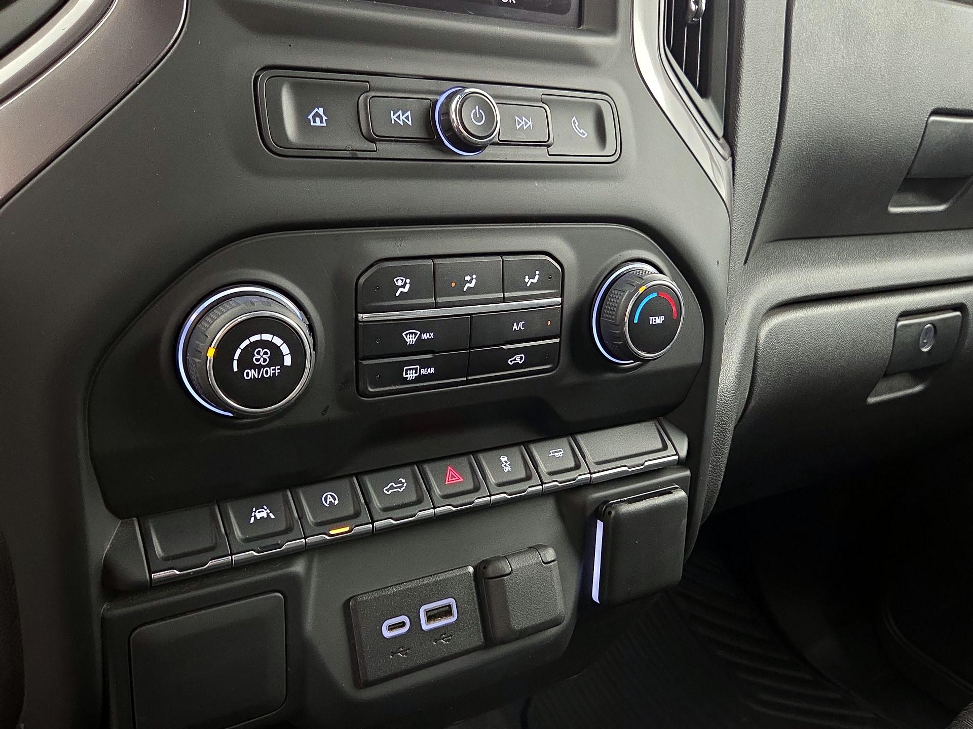 Thumbnail: 2024 Chevrolet Silverado 1500 - 16