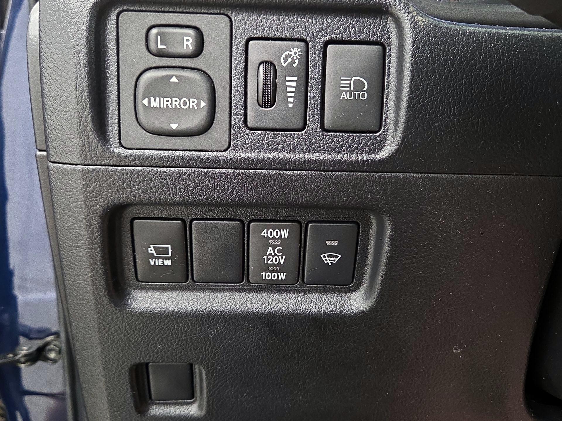 Thumbnail: 2022 Toyota 4Runner - 13