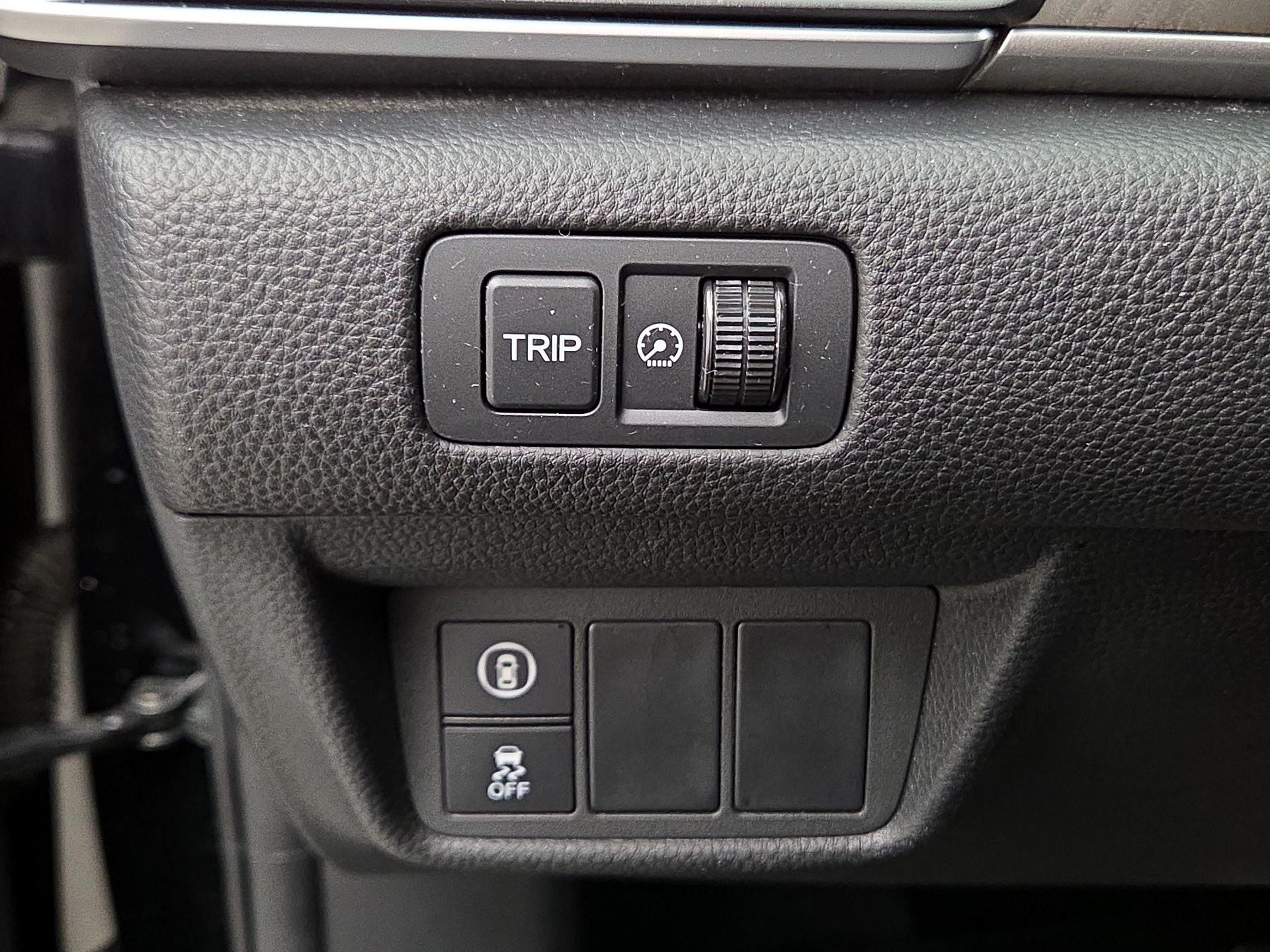 Thumbnail: 2018 Honda Accord - 14