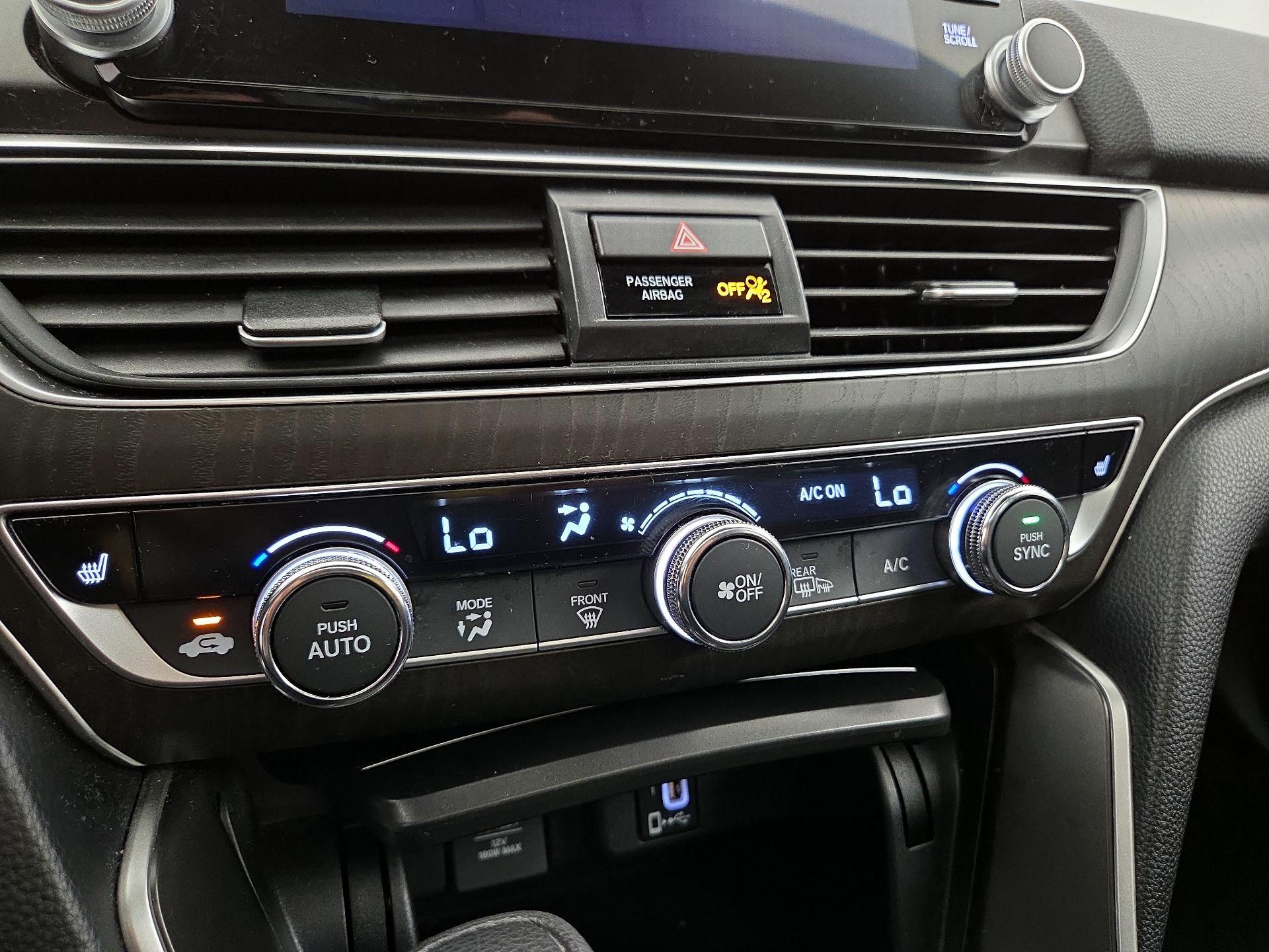 Thumbnail: 2018 Honda Accord - 17