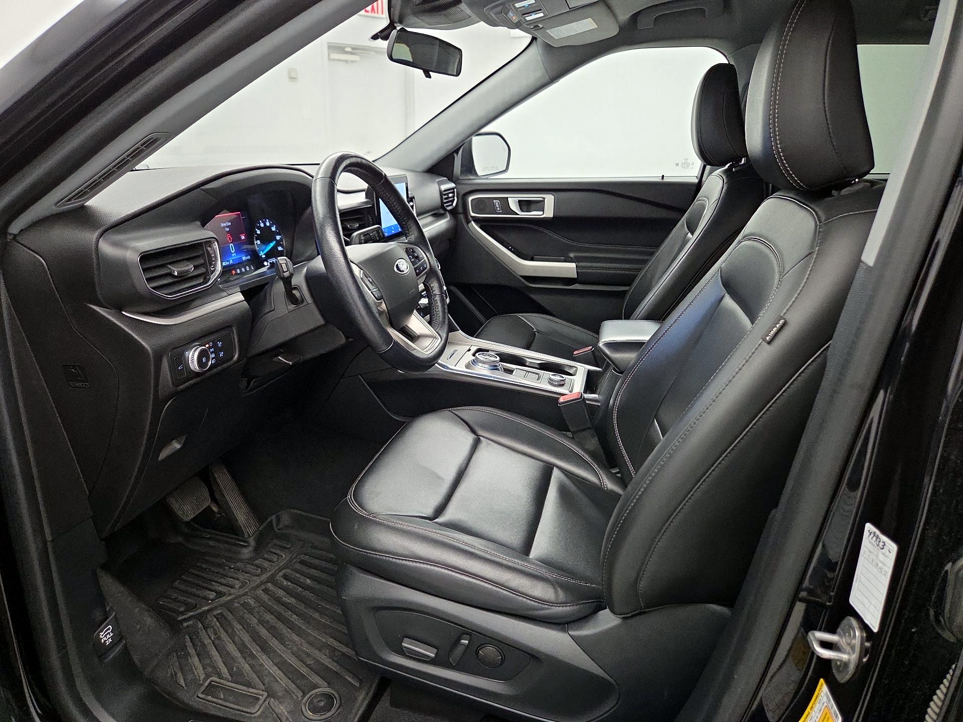 Thumbnail: 2022 Ford Explorer - 11