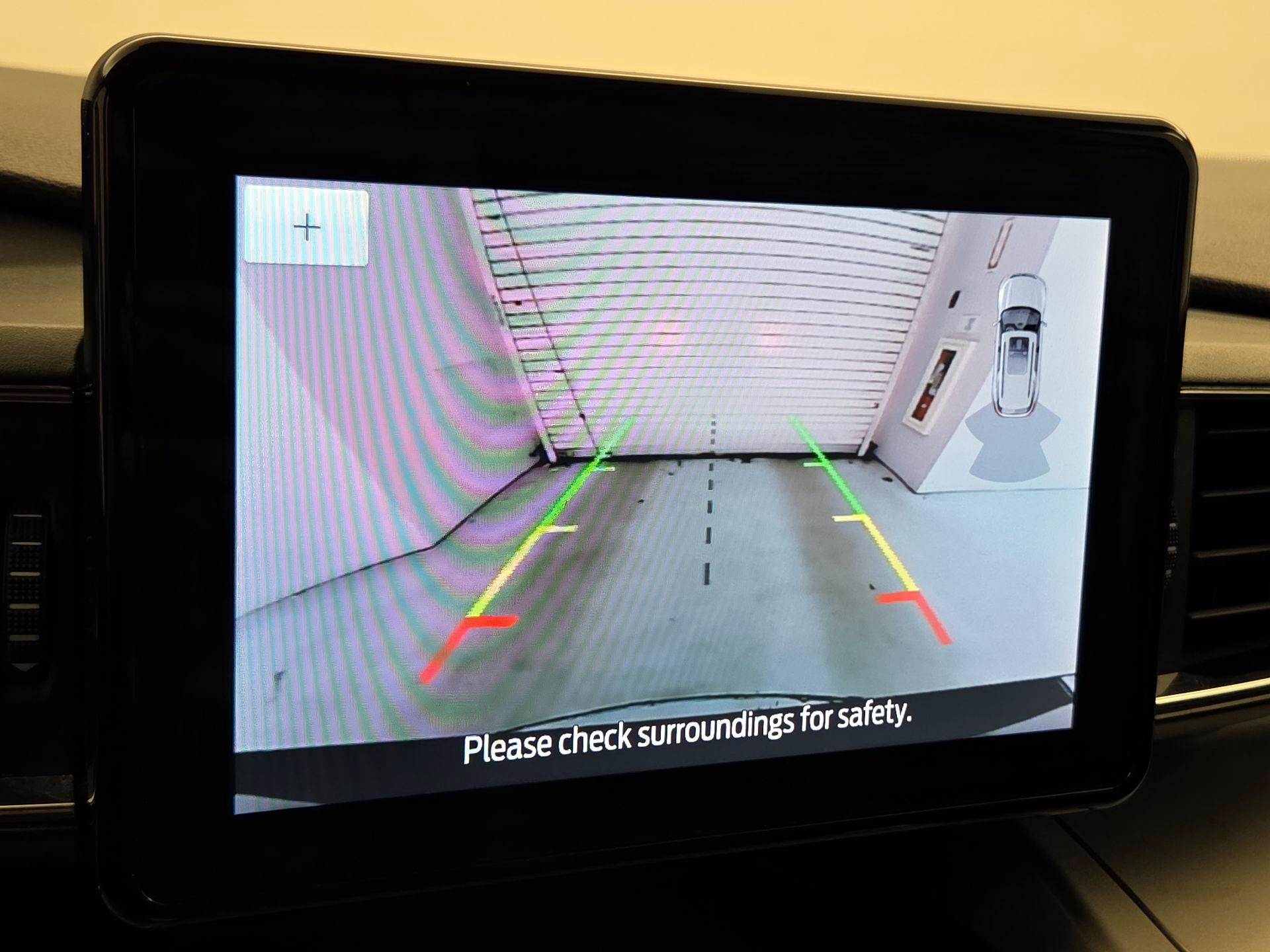 Thumbnail: 2022 Ford Explorer - 14