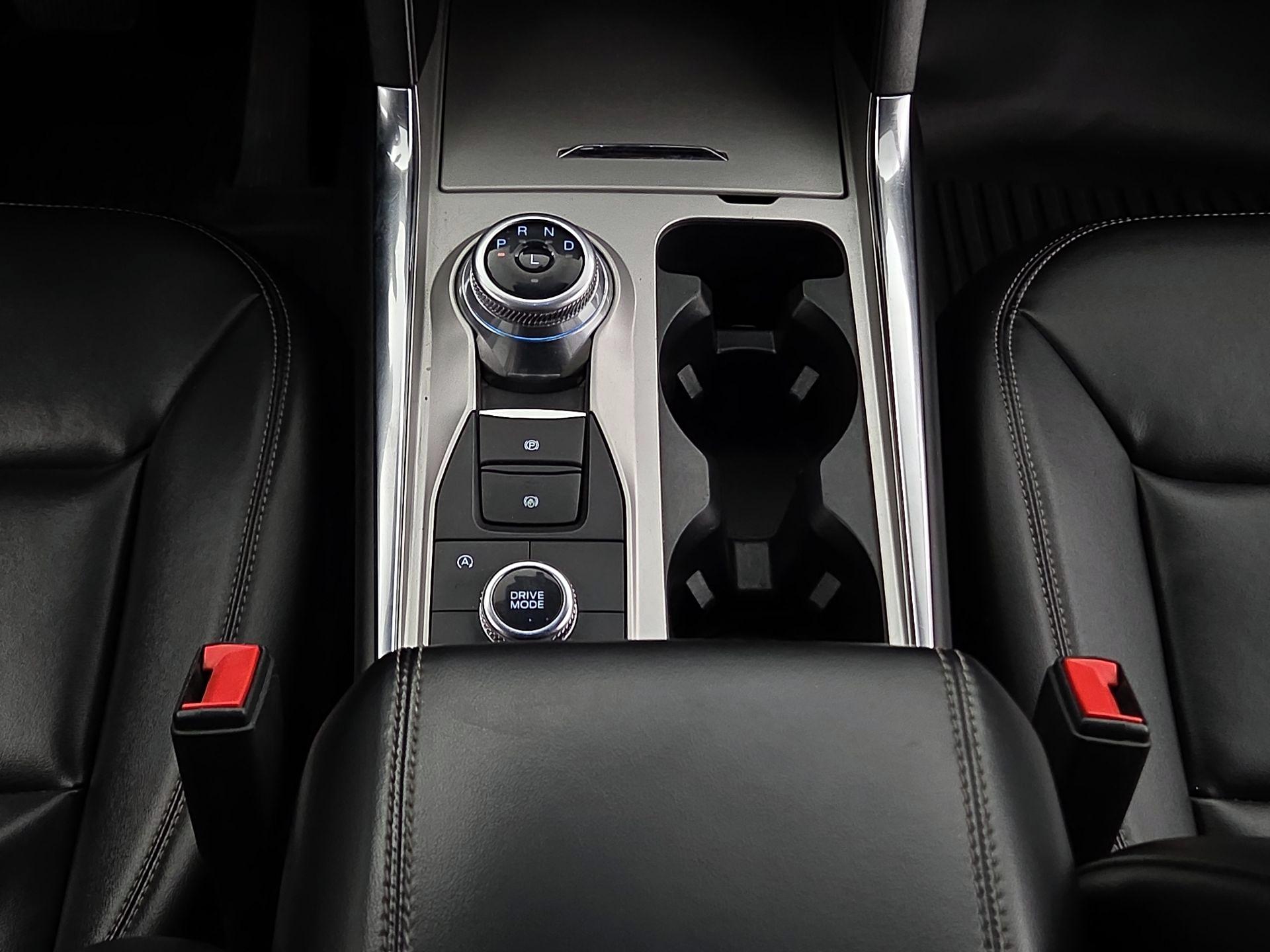 Thumbnail: 2022 Ford Explorer - 17