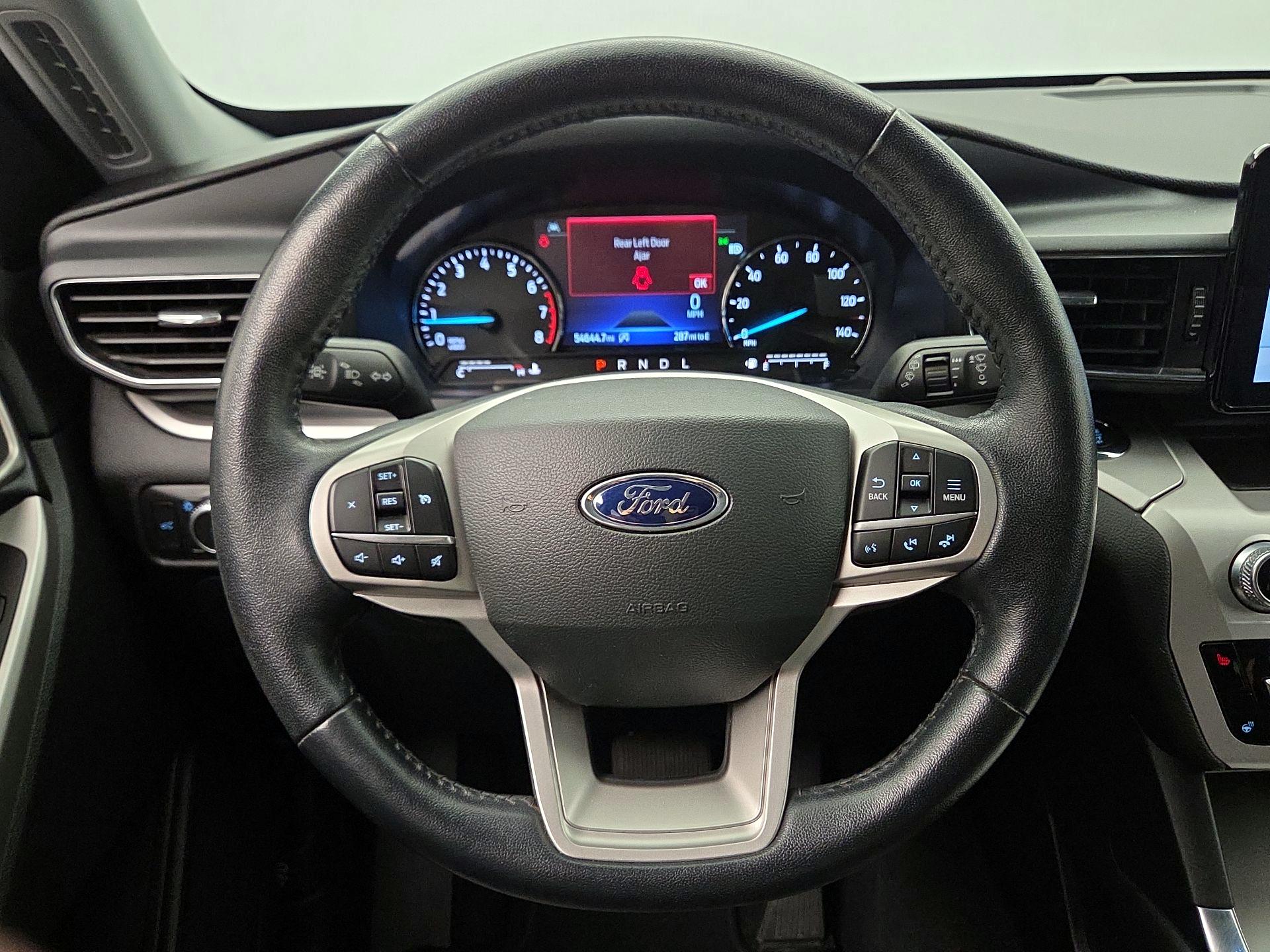 Thumbnail: 2021 Ford Explorer - 10