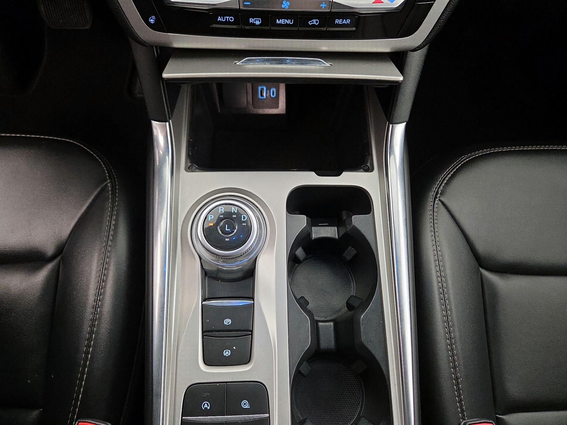 Thumbnail: 2021 Ford Explorer - 17