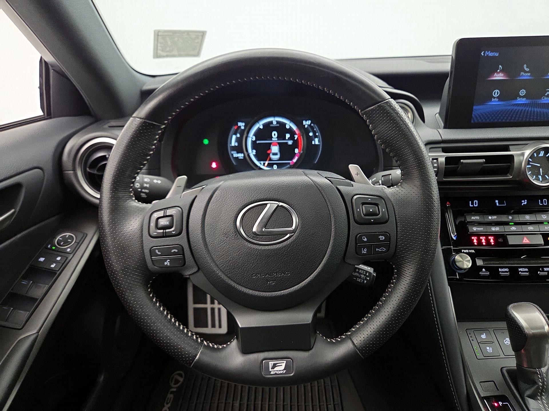 Thumbnail: 2021 Lexus IS - 10