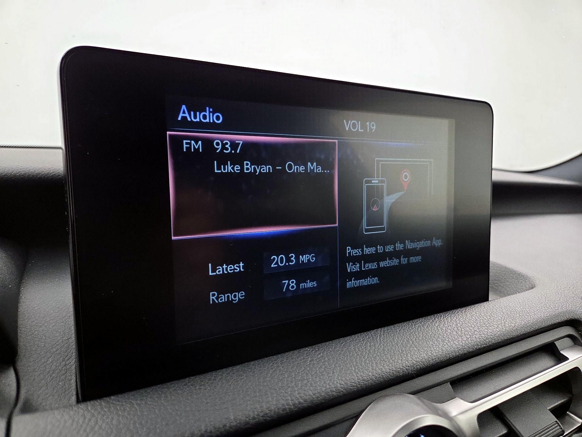 Thumbnail: 2021 Lexus IS - 15