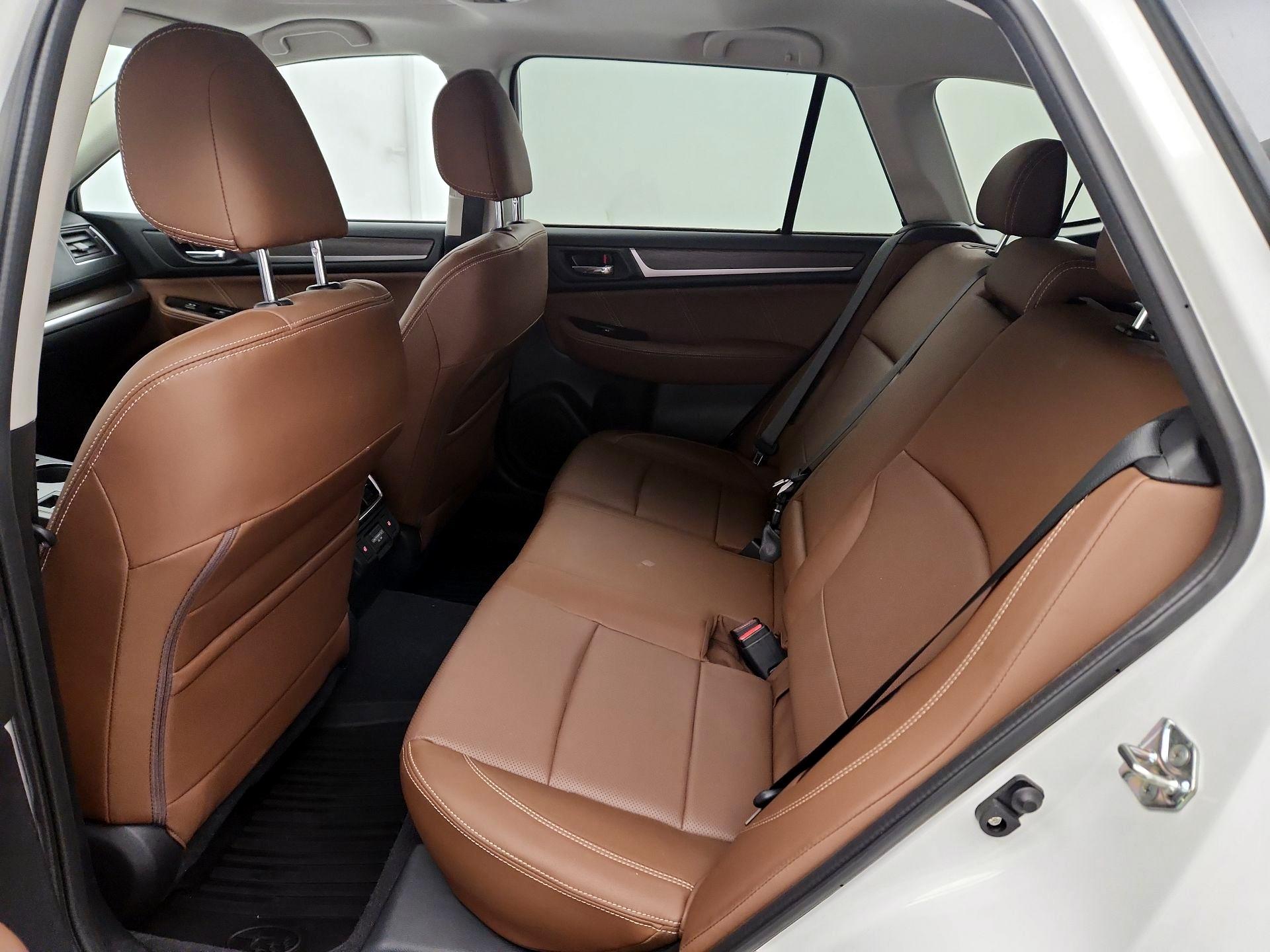 Thumbnail: 2018 Subaru Outback - 18