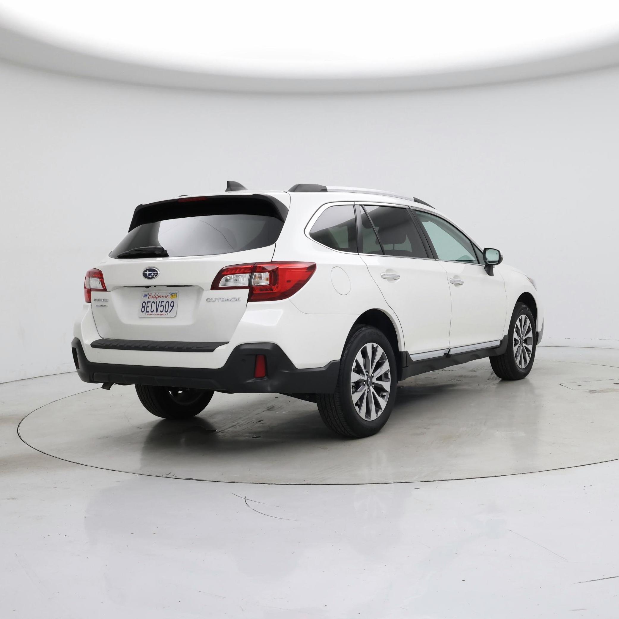 Thumbnail: 2018 Subaru Outback - 8