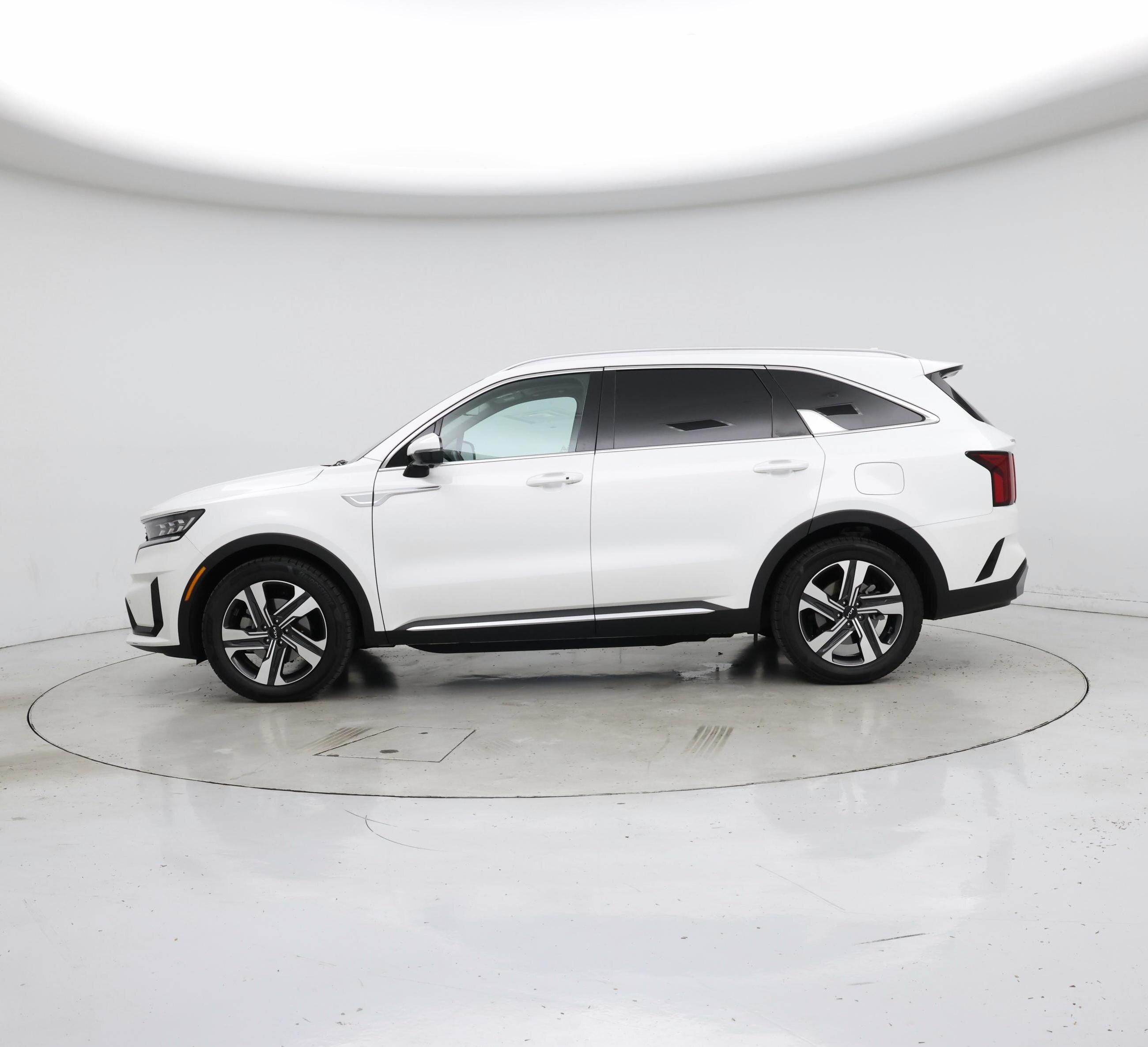 Thumbnail: 2023 Kia Sorento - 3
