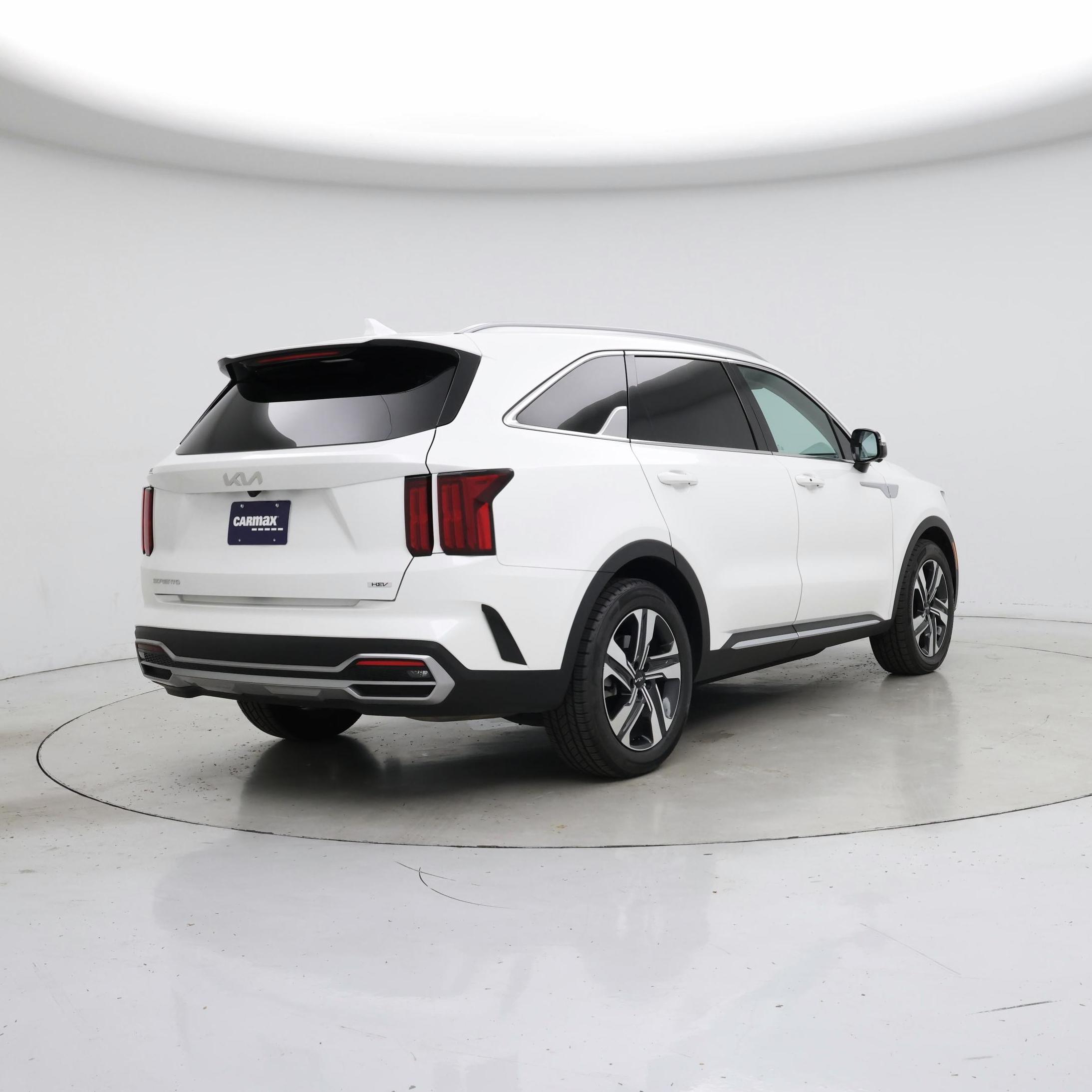Thumbnail: 2023 Kia Sorento - 8