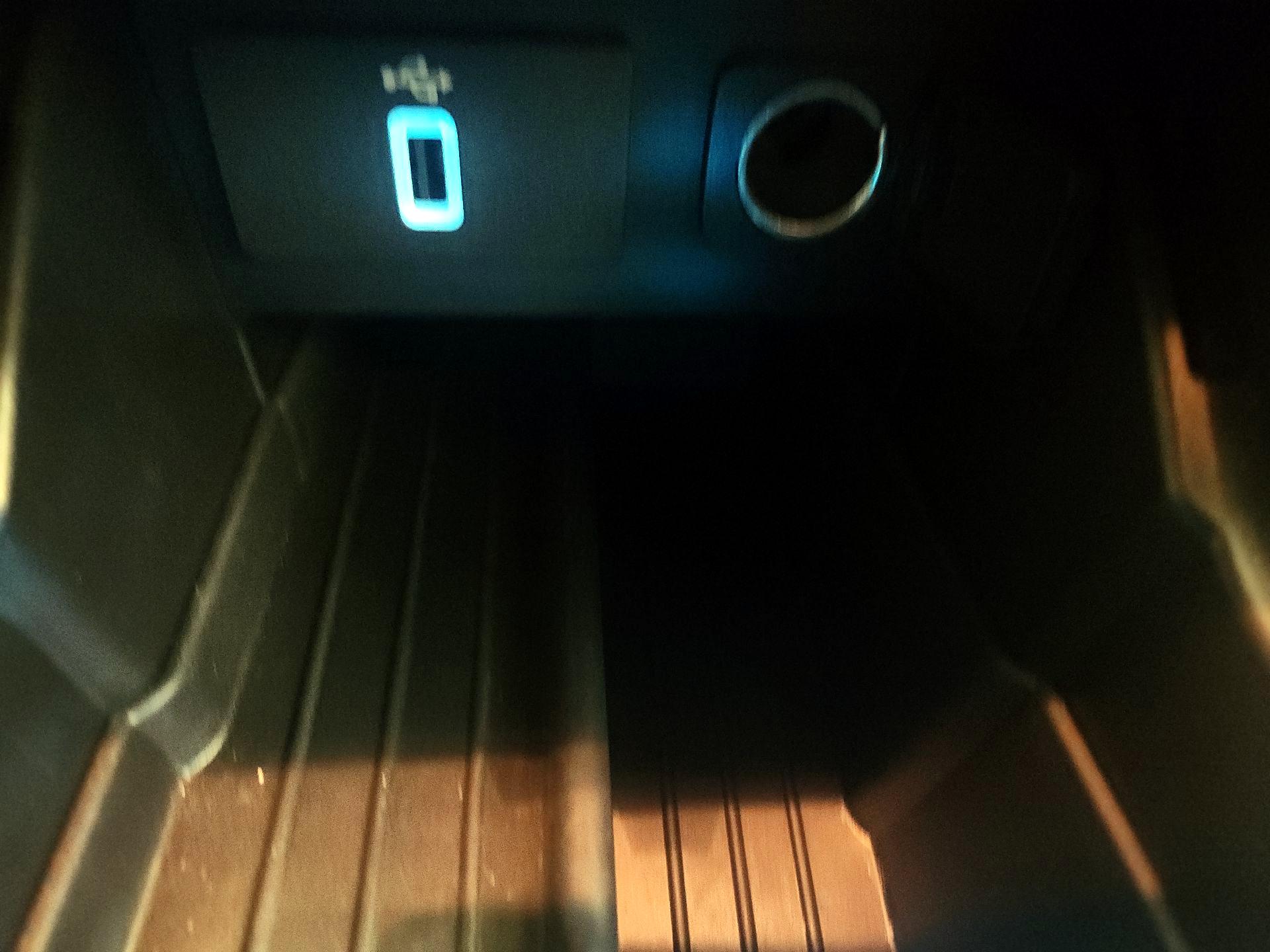 Thumbnail: 2019 Ford Explorer - 18