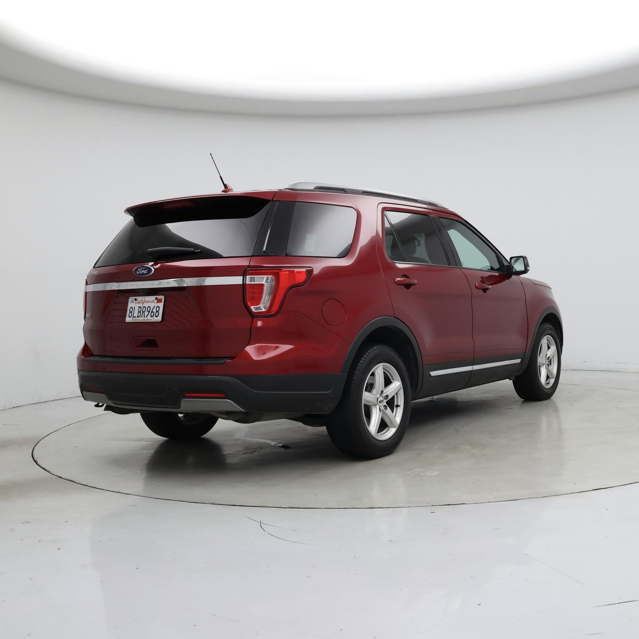 Thumbnail: 2019 Ford Explorer - 8