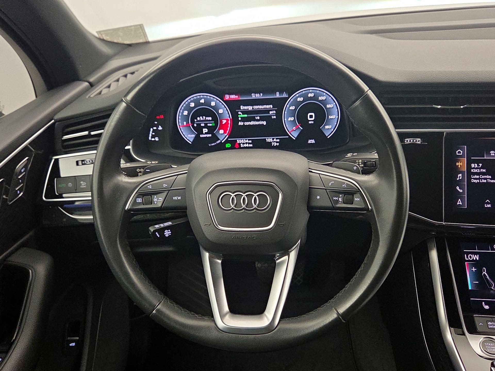 Thumbnail: 2021 Audi Q7 - 10