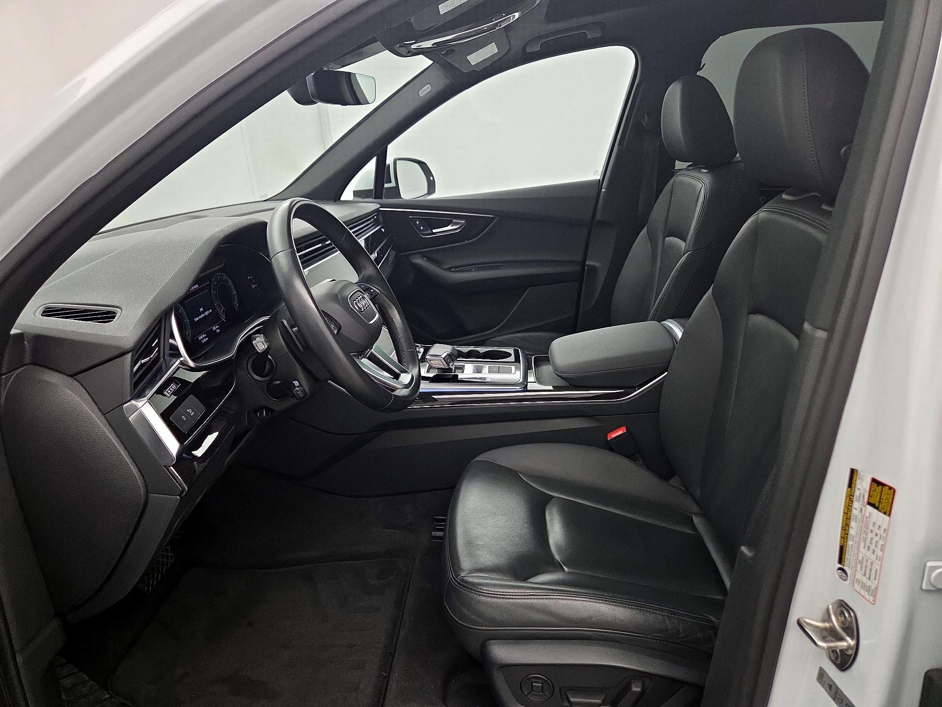 Thumbnail: 2021 Audi Q7 - 11