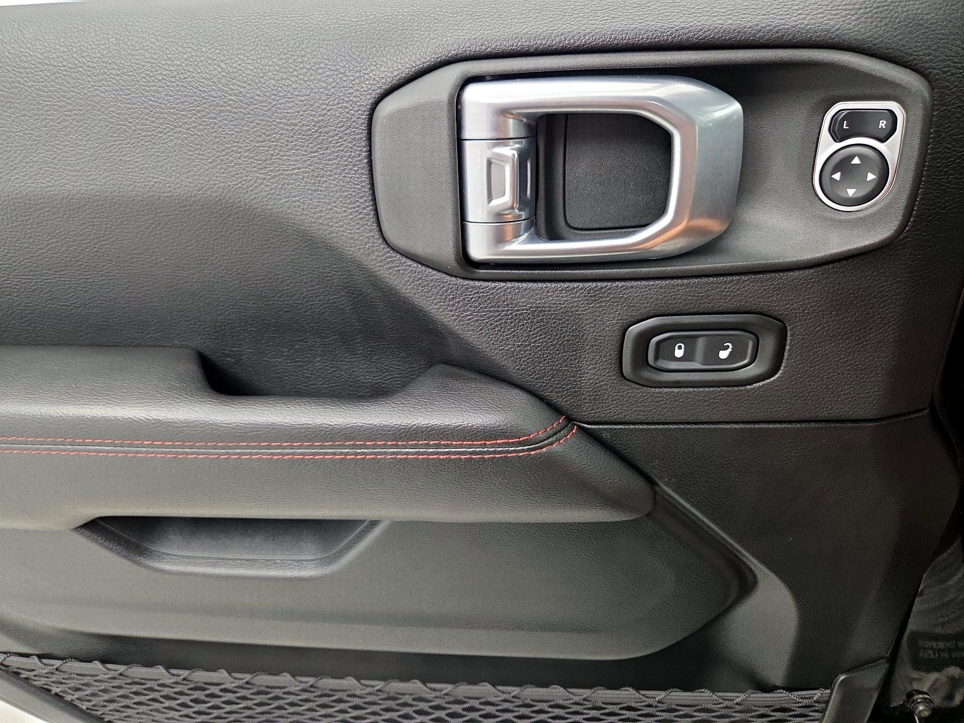 Thumbnail: 2021 Jeep Gladiator - 12