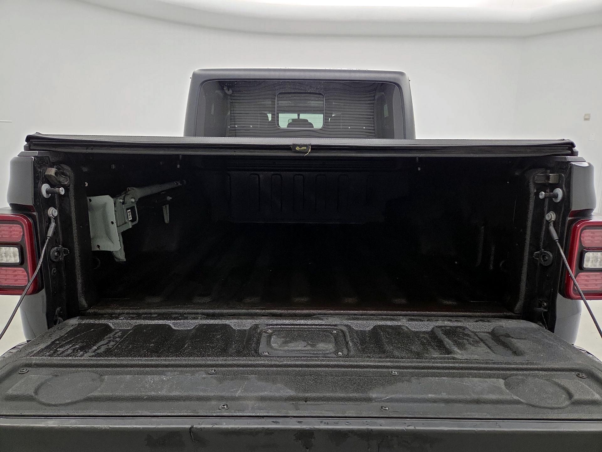 Thumbnail: 2021 Jeep Gladiator - 20