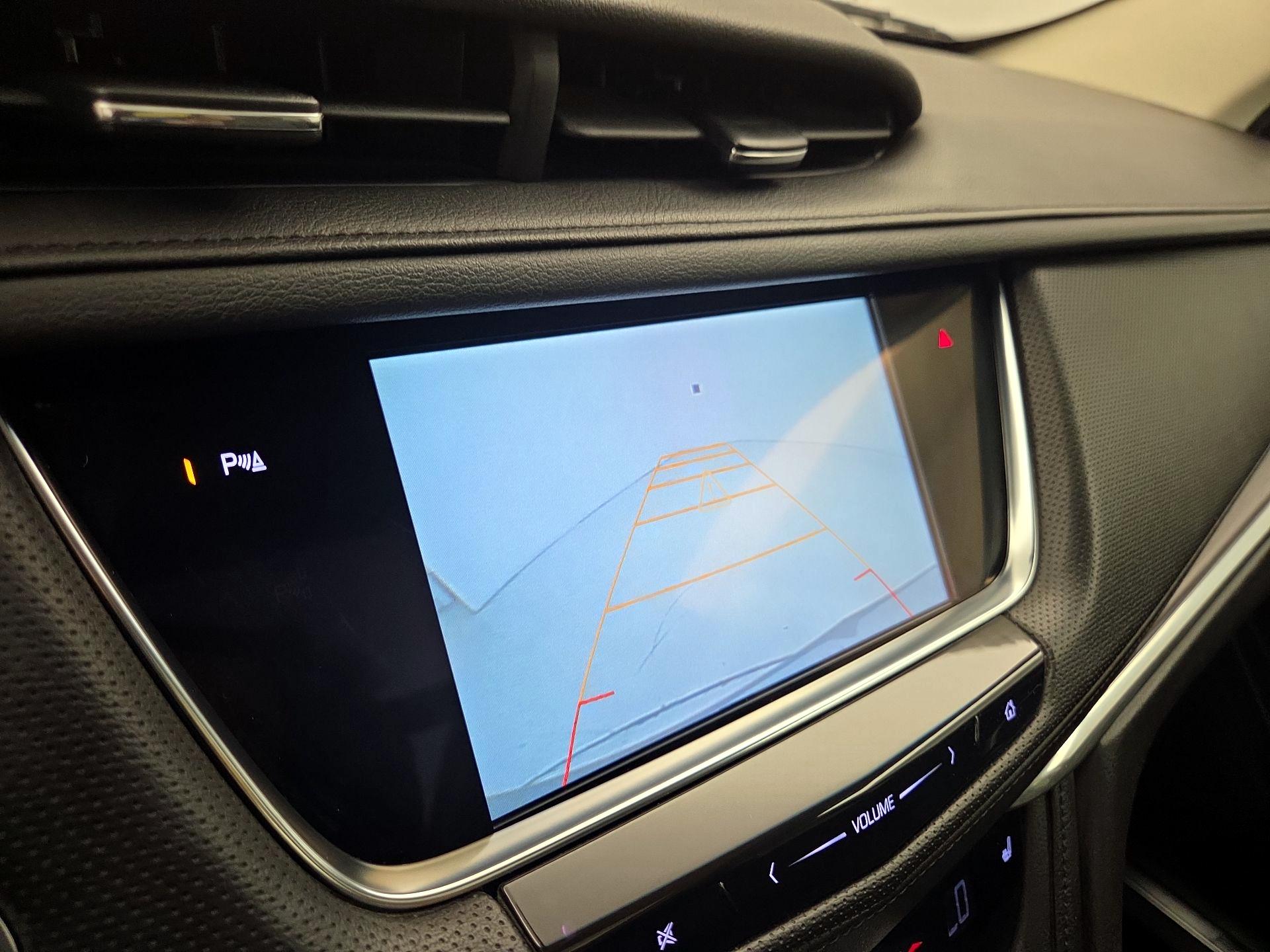 Thumbnail: 2017 Cadillac XT5 - 14