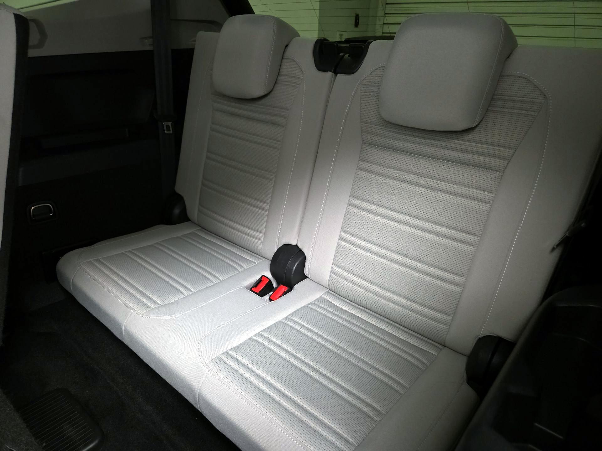 Thumbnail: 2023 Volkswagen Tiguan - 20