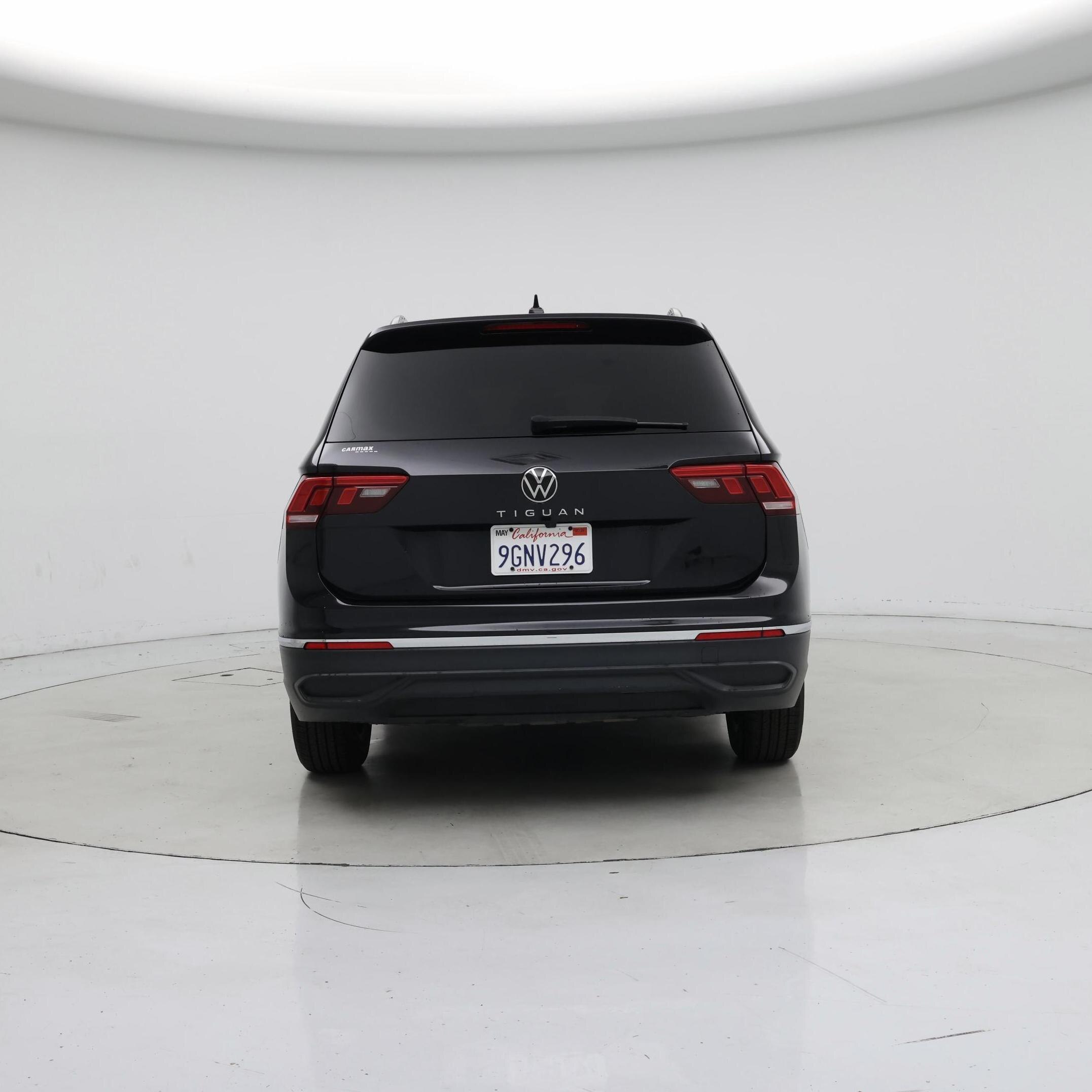 Thumbnail: 2023 Volkswagen Tiguan - 6