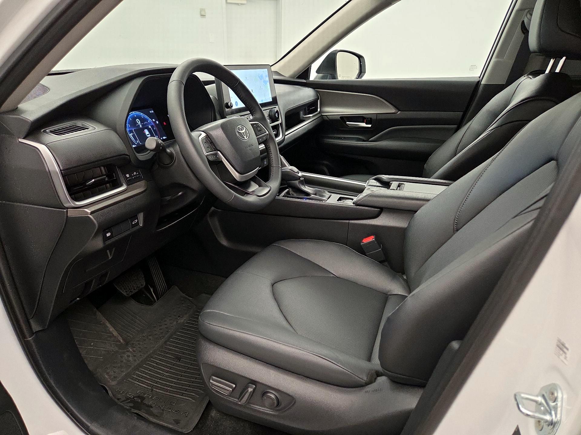 Thumbnail: 2026 Toyota Grand Highlander - 11