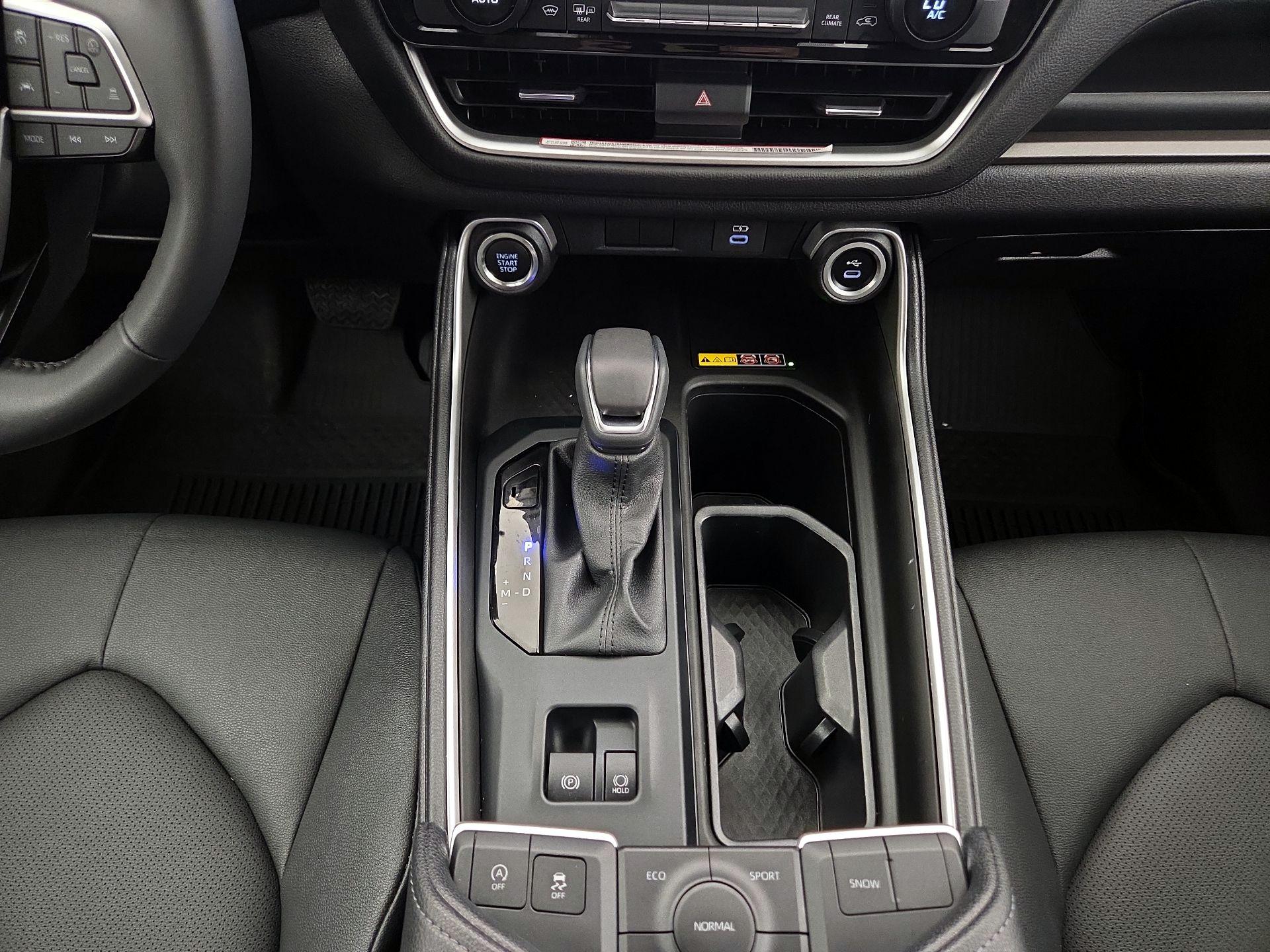 Thumbnail: 2026 Toyota Grand Highlander - 18