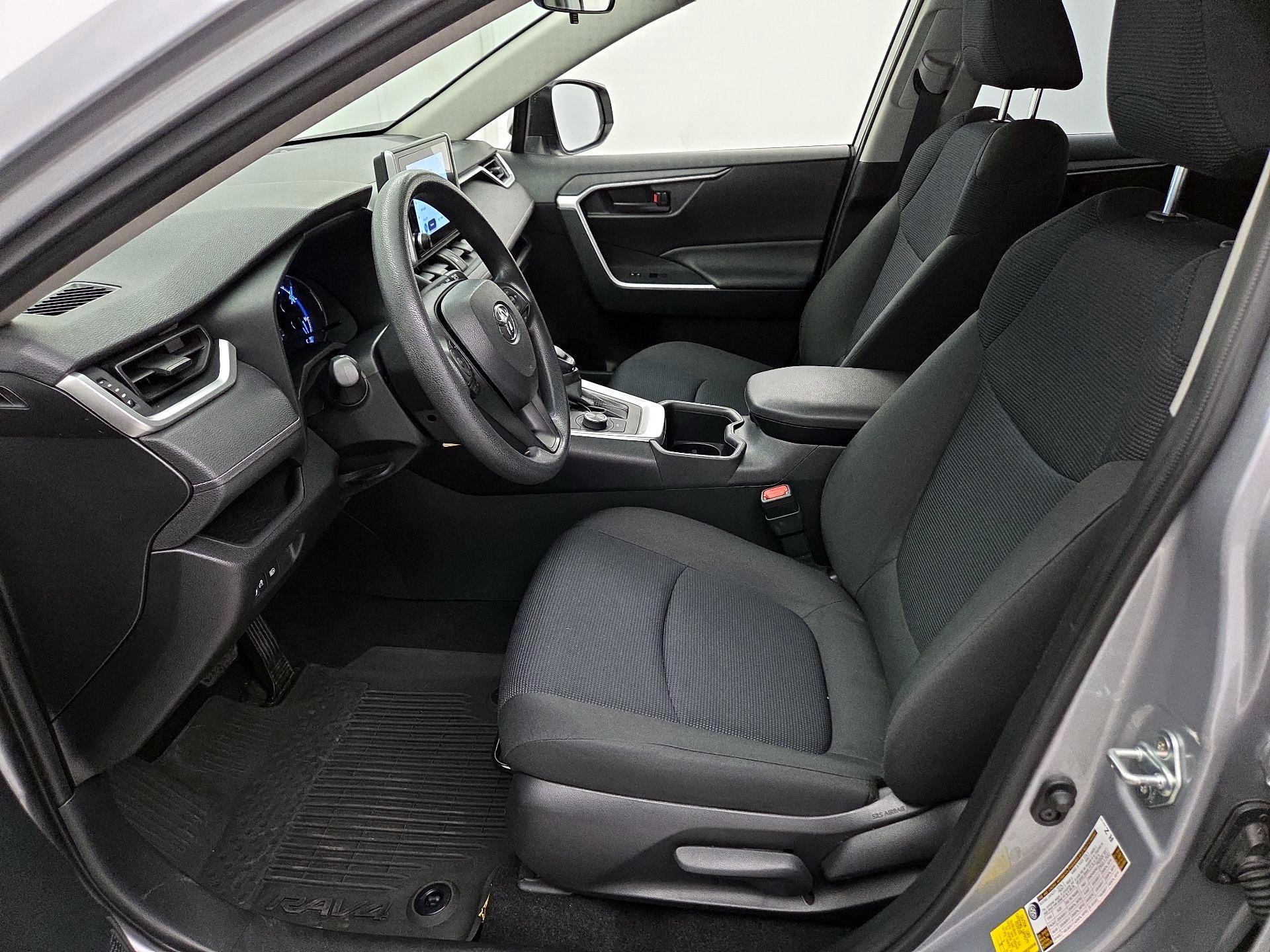 Thumbnail: 2025 Toyota RAV4 - 11