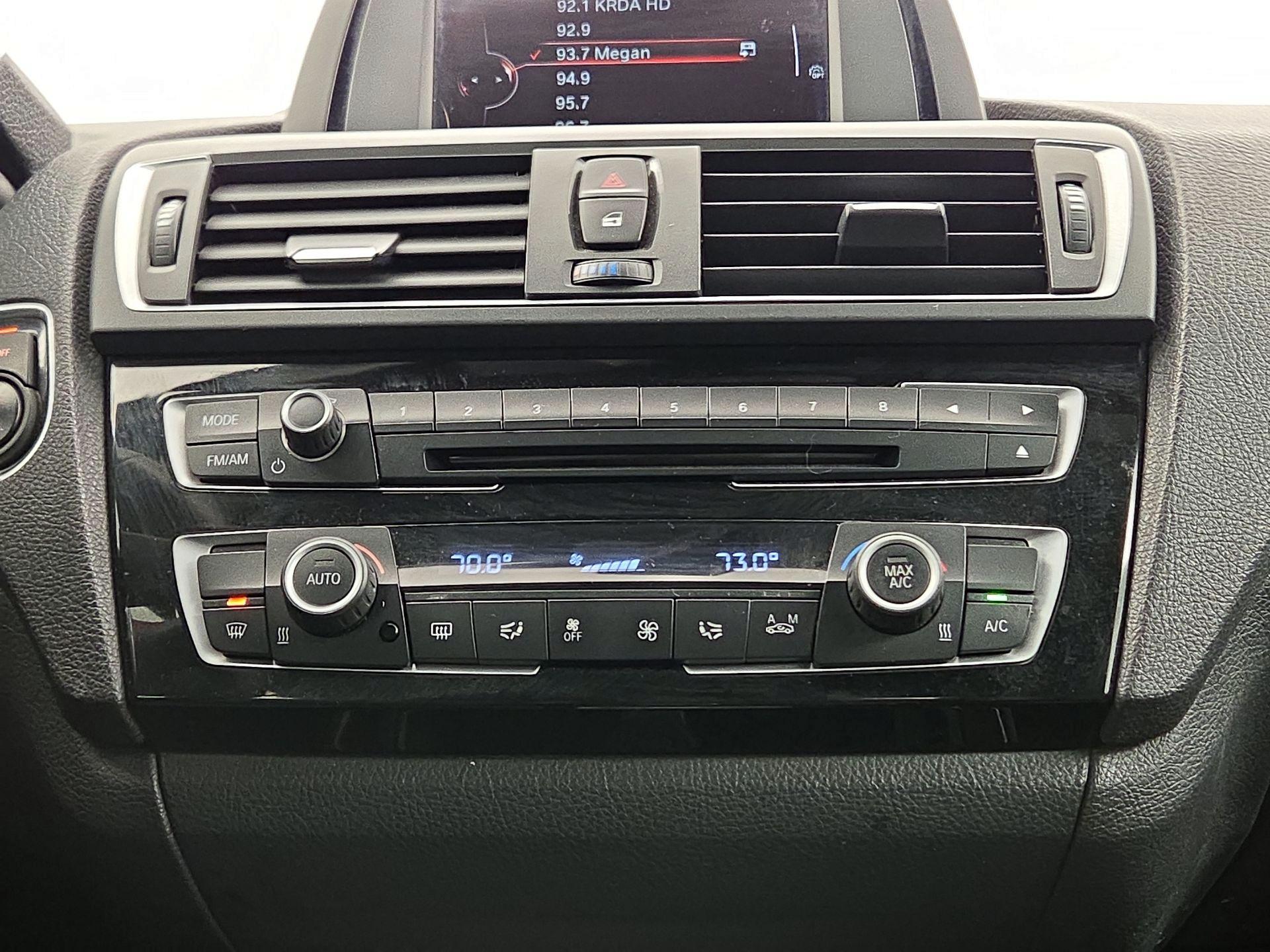 Thumbnail: 2016 BMW 2 Series - 15