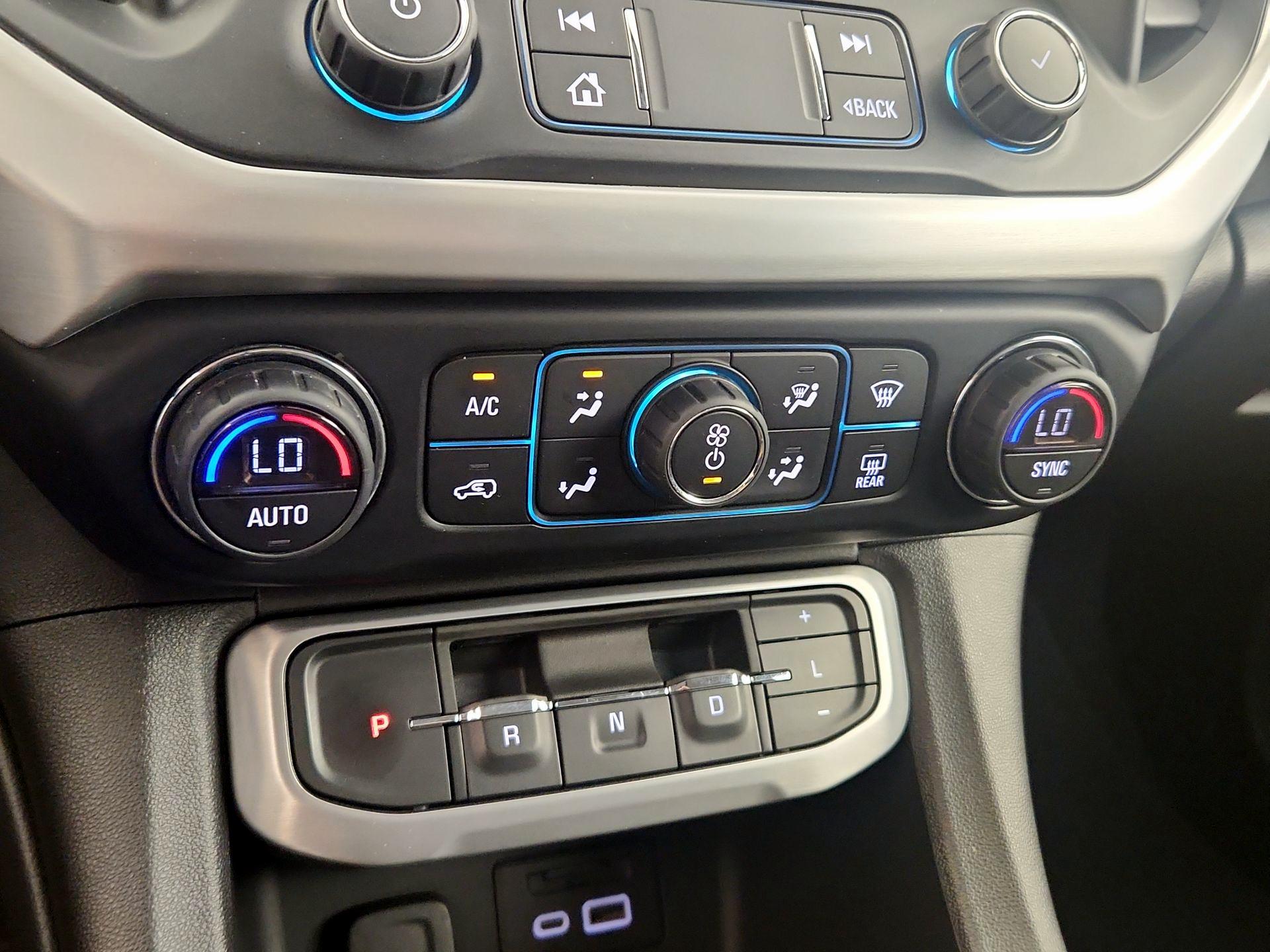 Thumbnail: 2021 GMC Acadia - 17