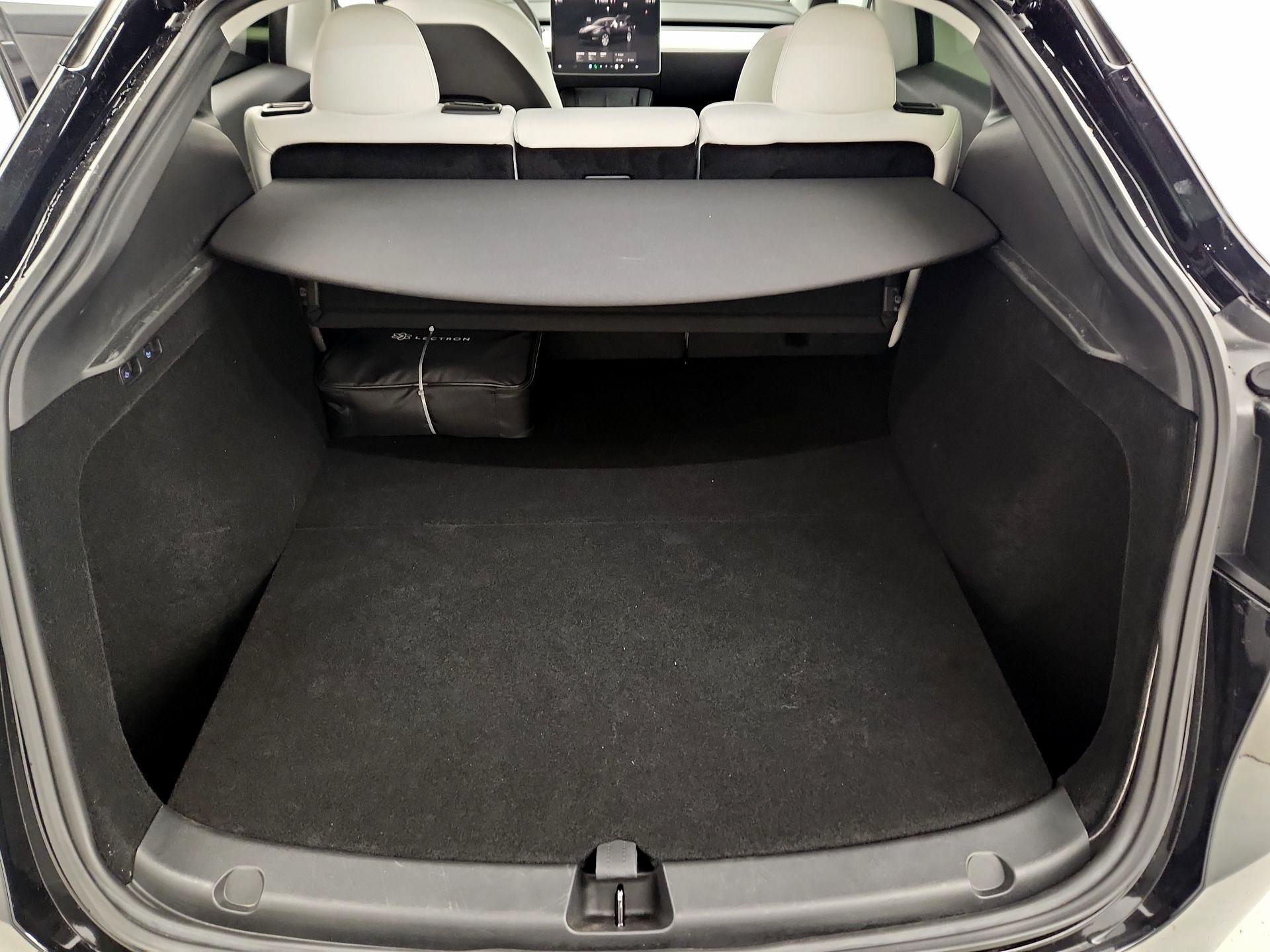 Thumbnail: 2024 Tesla Model Y - 19