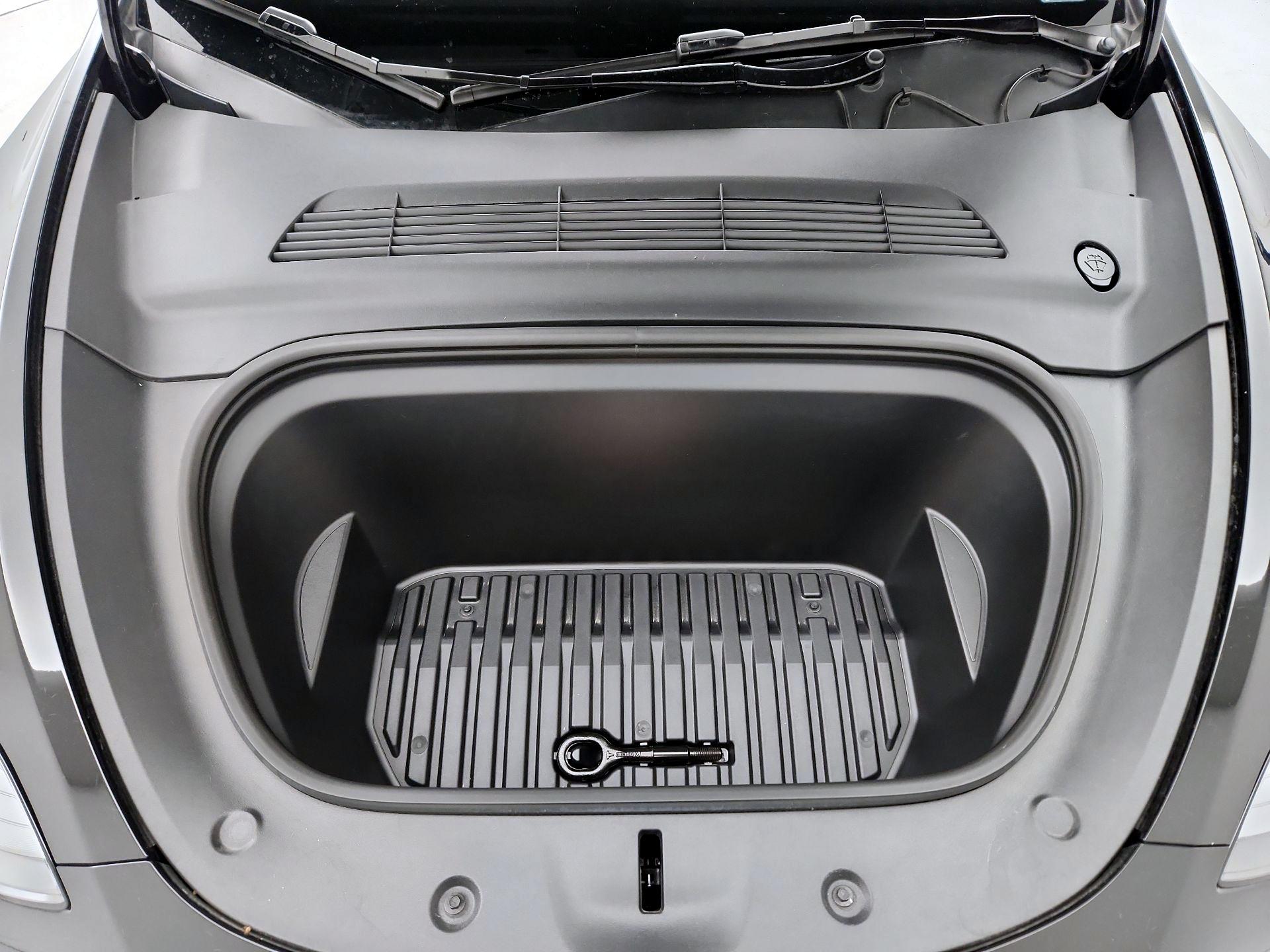 Thumbnail: 2024 Tesla Model Y - 20