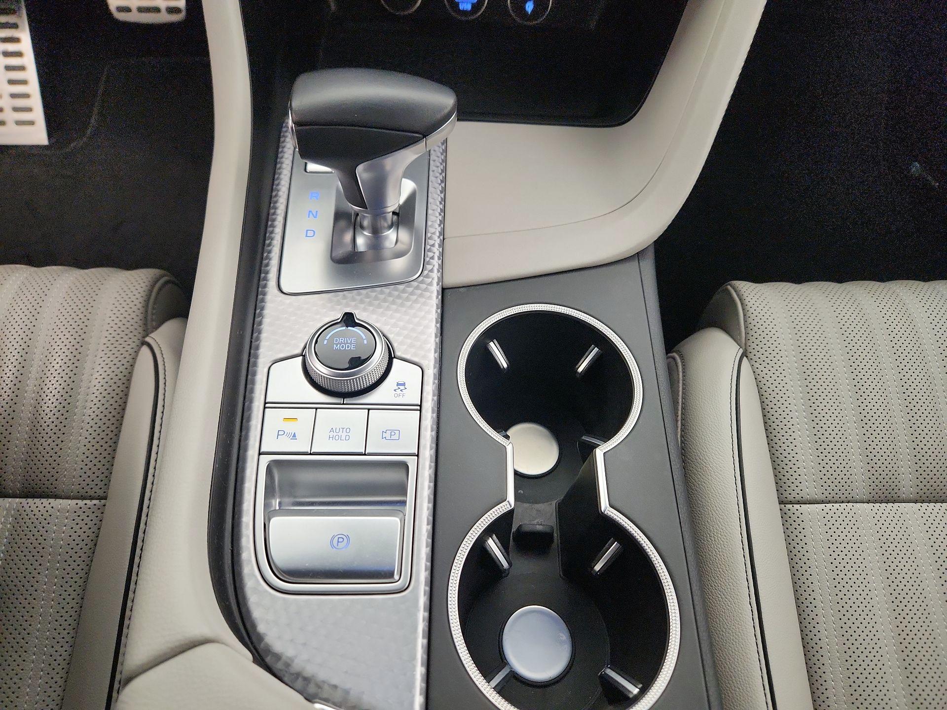 Thumbnail: 2023 Genesis G70 - 18