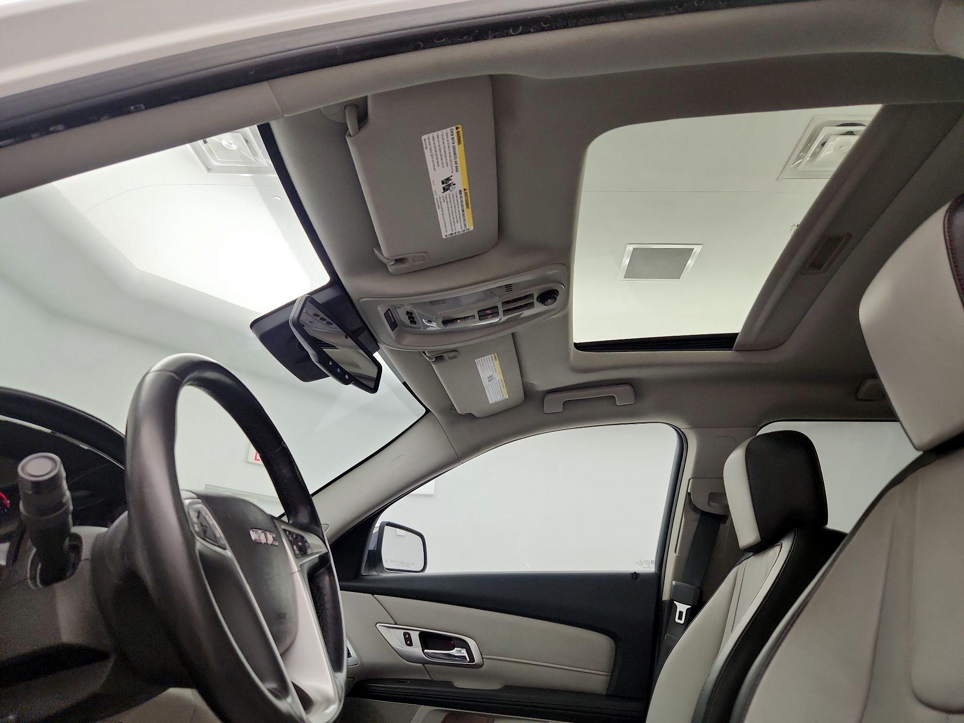 Thumbnail: 2015 GMC Terrain - 17