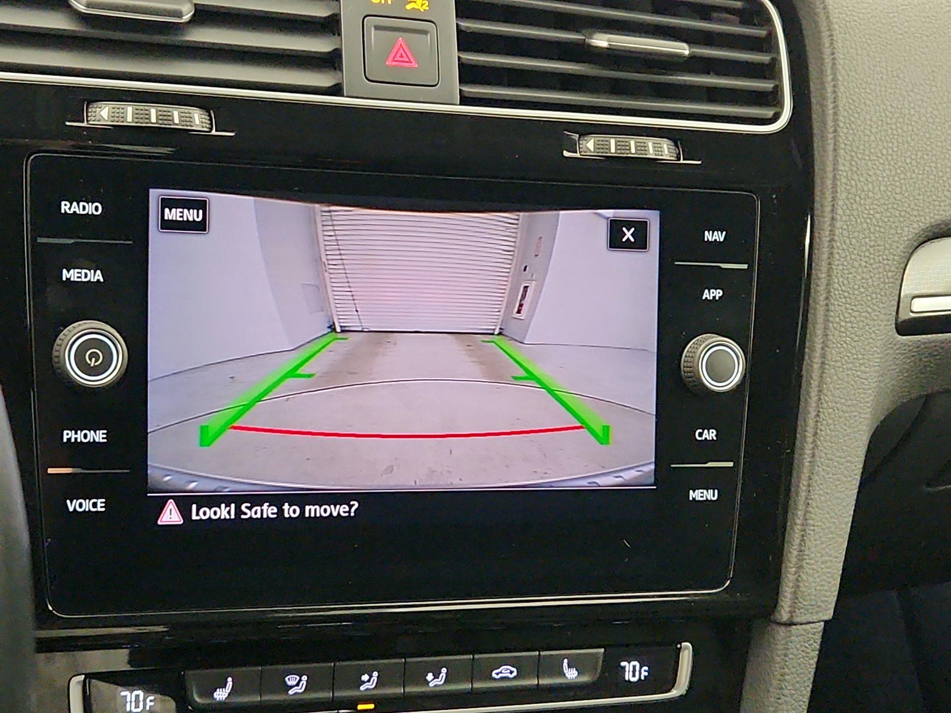 Thumbnail: 2019 Volkswagen Golf - 13