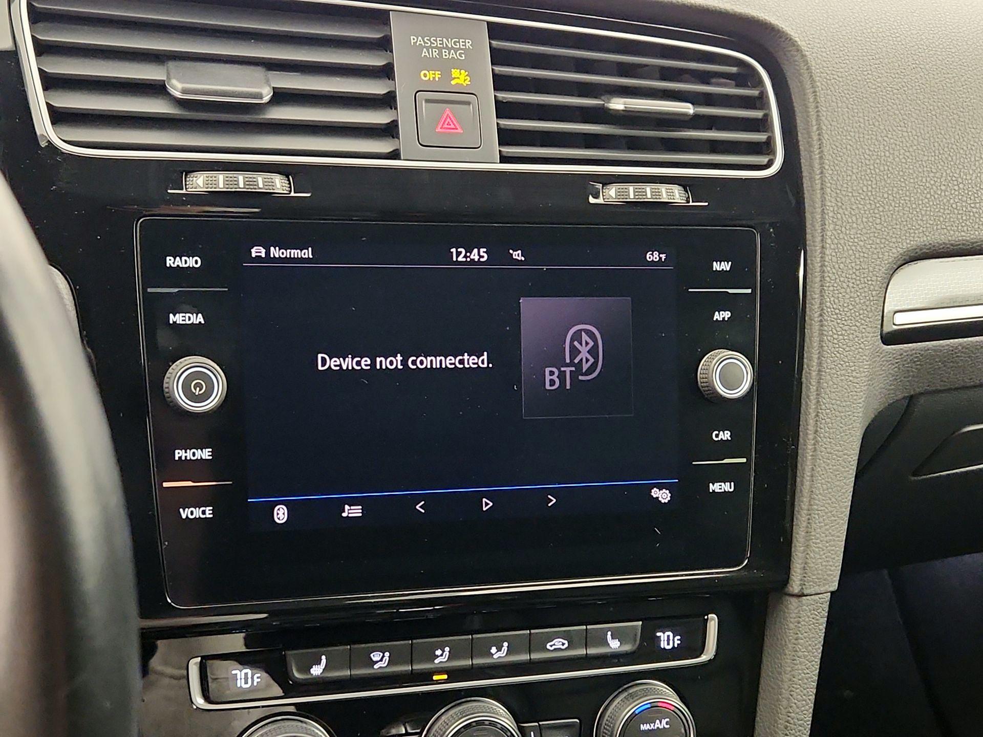 Thumbnail: 2019 Volkswagen Golf - 14