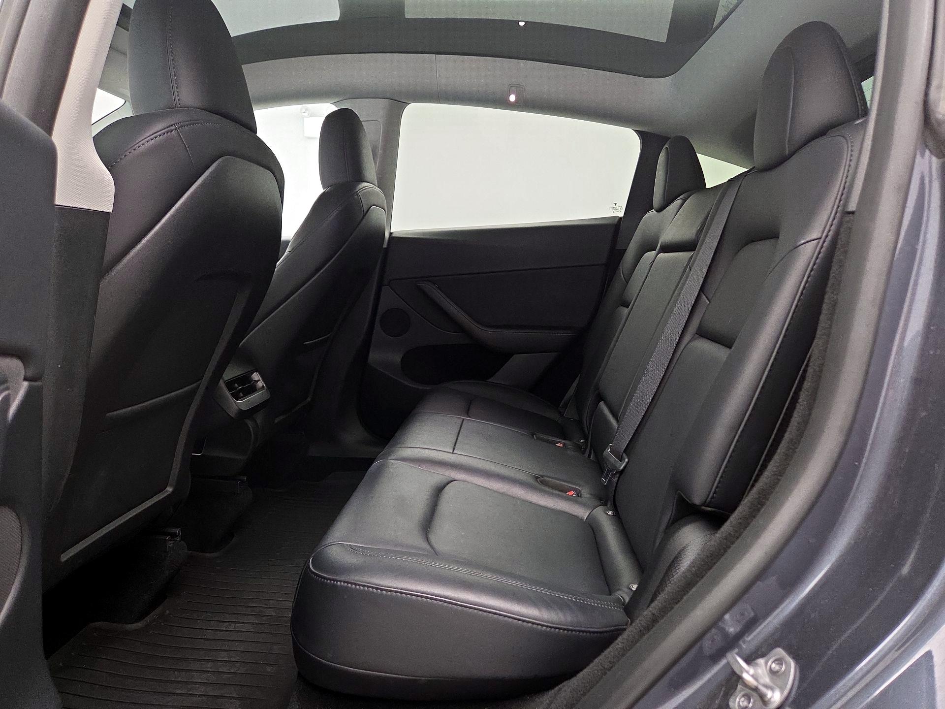 Thumbnail: 2023 Tesla Model Y - 18