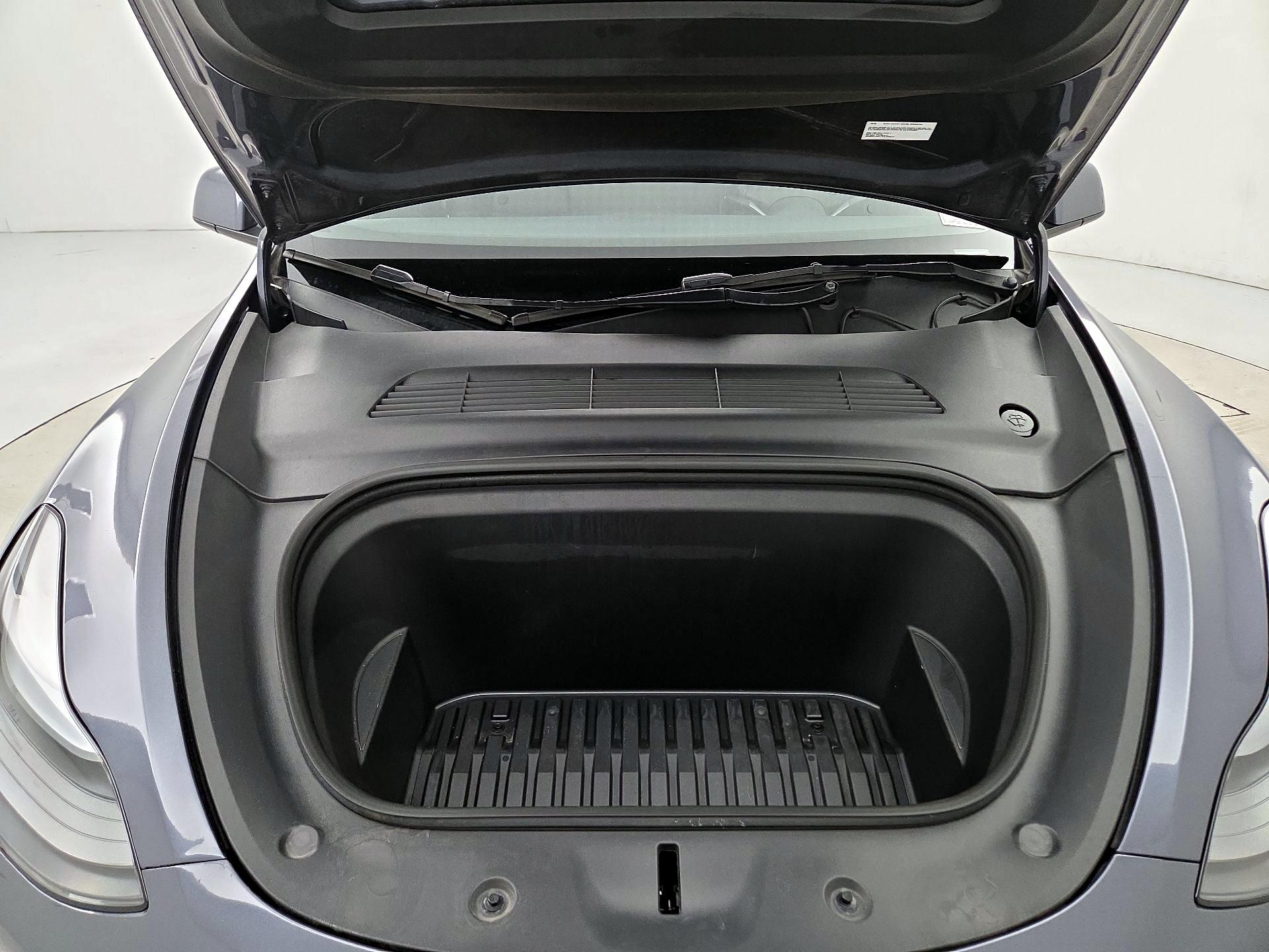 Thumbnail: 2023 Tesla Model Y - 20