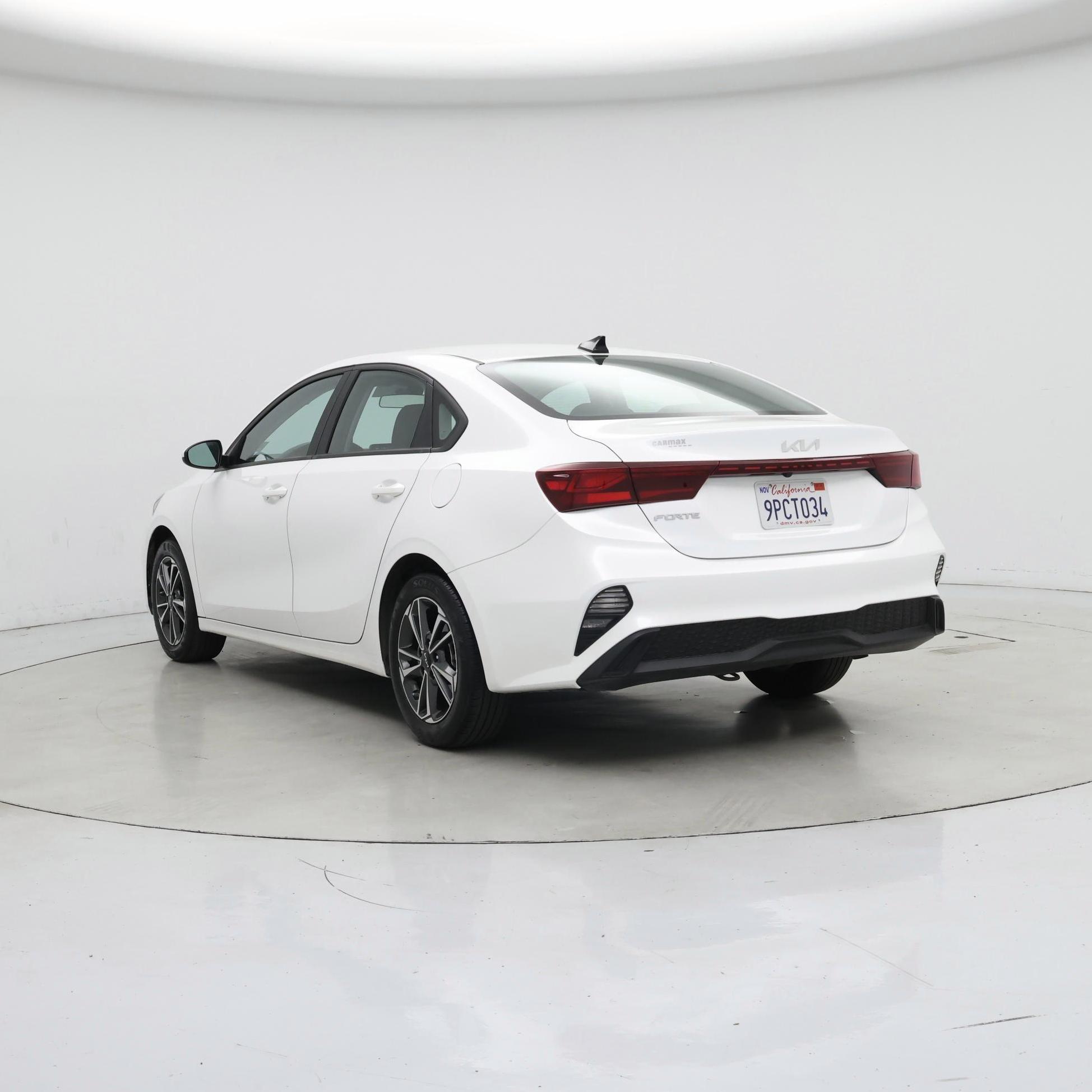 Thumbnail: 2024 Kia Forte - 2