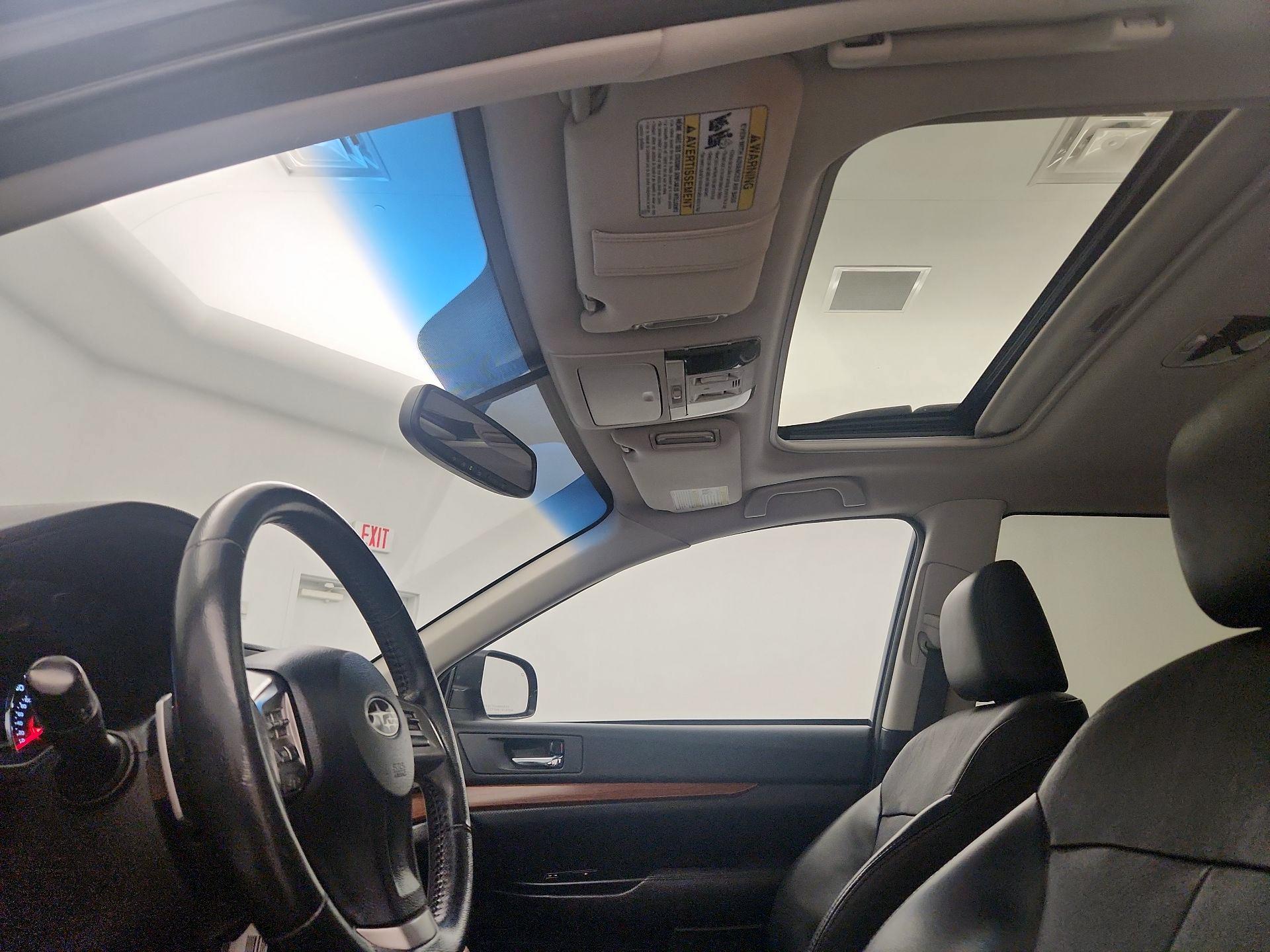 Thumbnail: 2014 Subaru Outback - 18