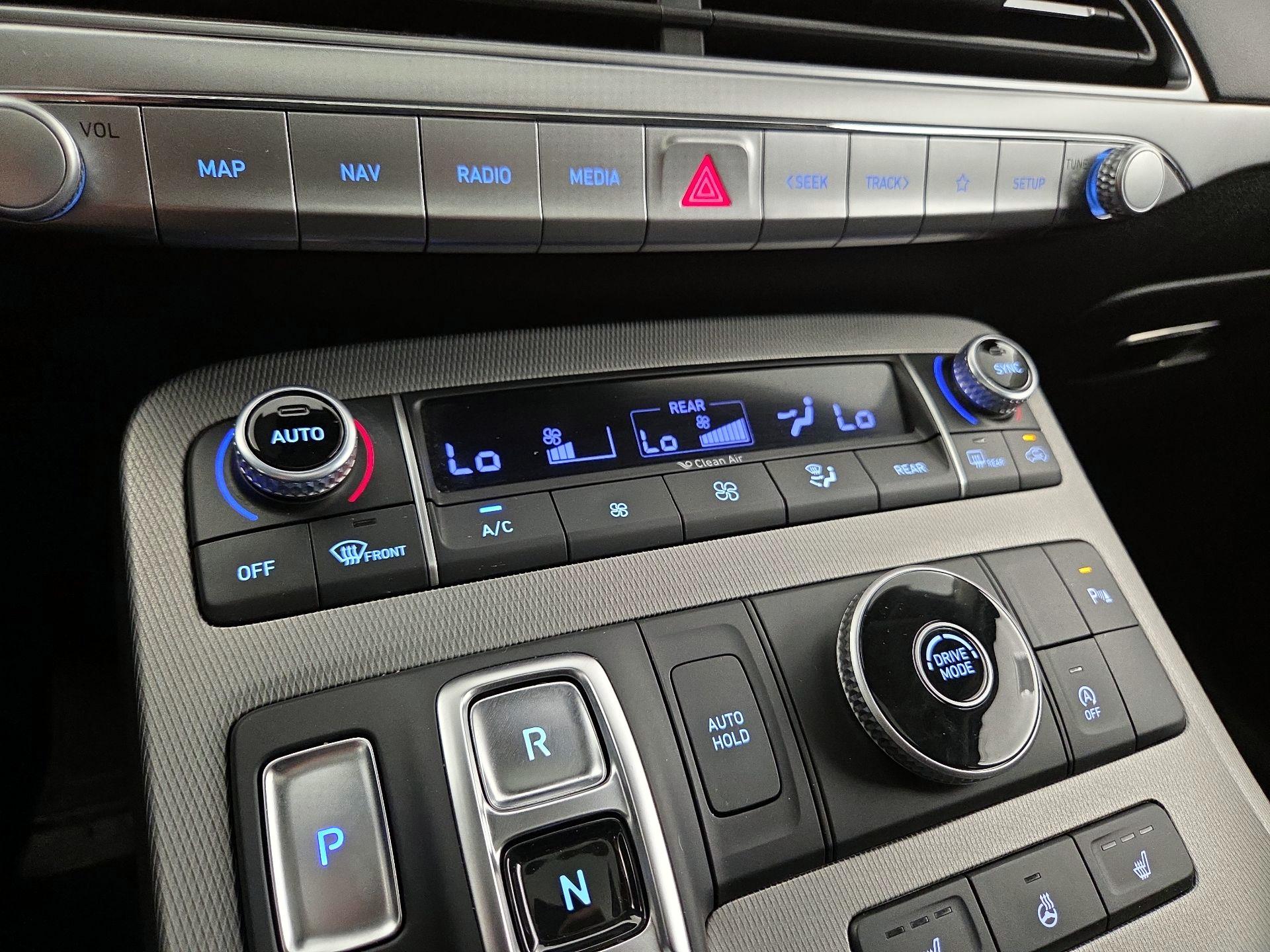 Thumbnail: 2022 Hyundai Palisade - 17