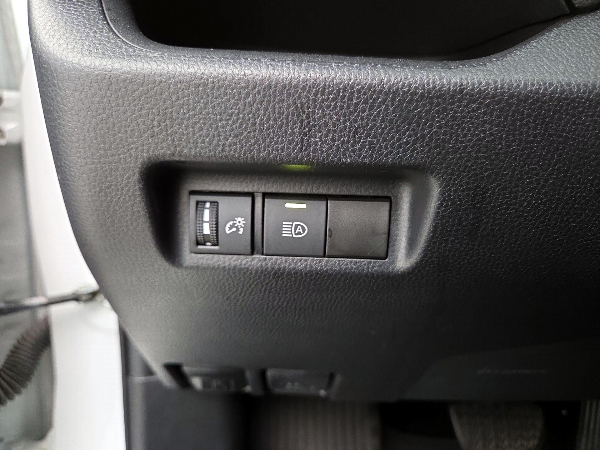 Thumbnail: 2021 Toyota RAV4 - 13